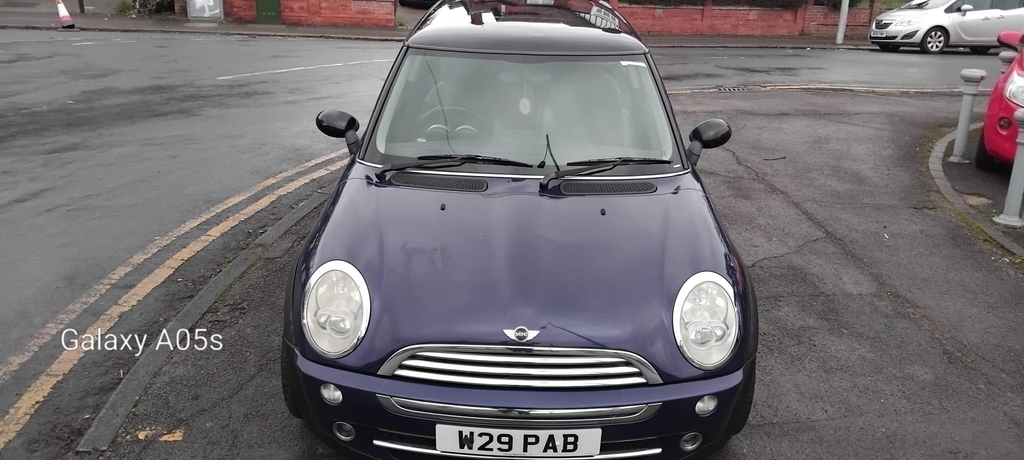 2005 MINI Hatch image 7