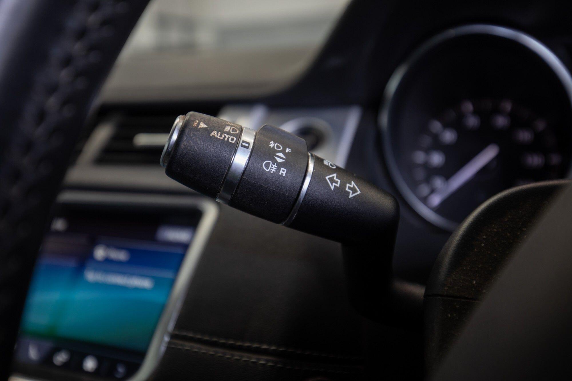 Land Rover Range Rover Evoque view 21