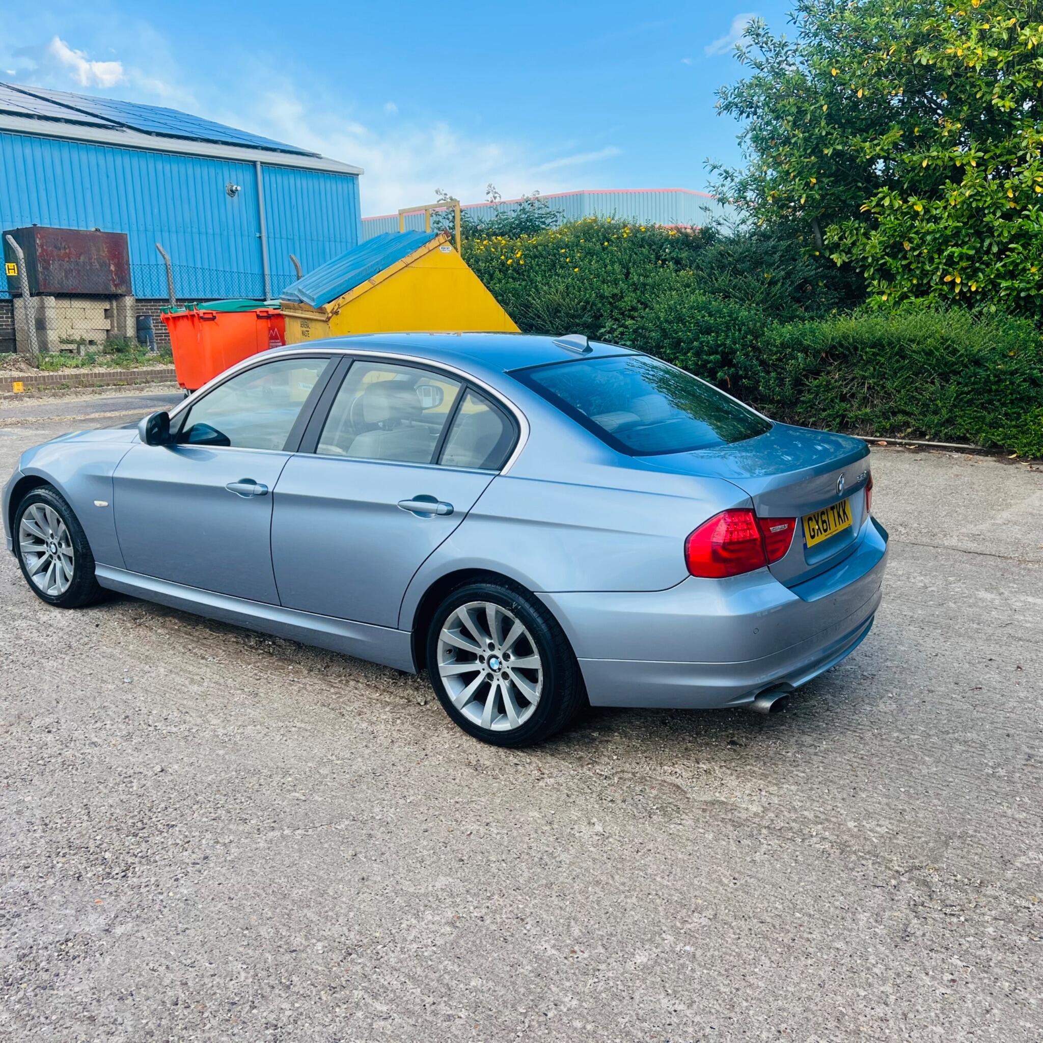 BMW 3 Series view 7