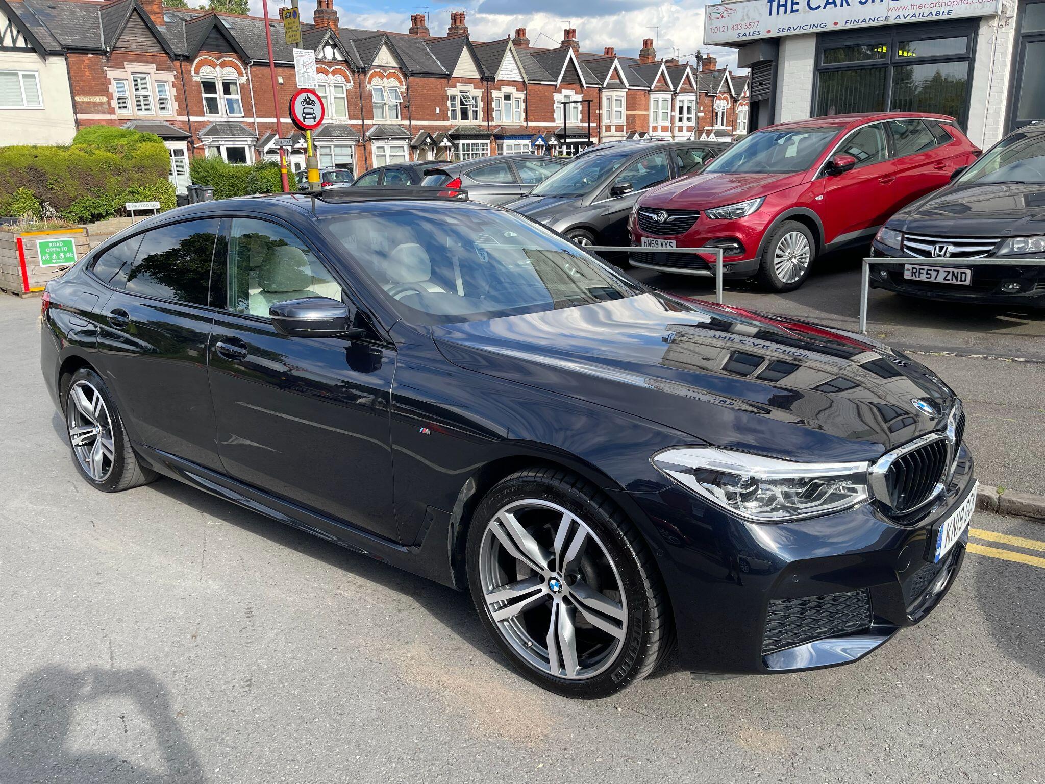 BMW 6 Series view 11