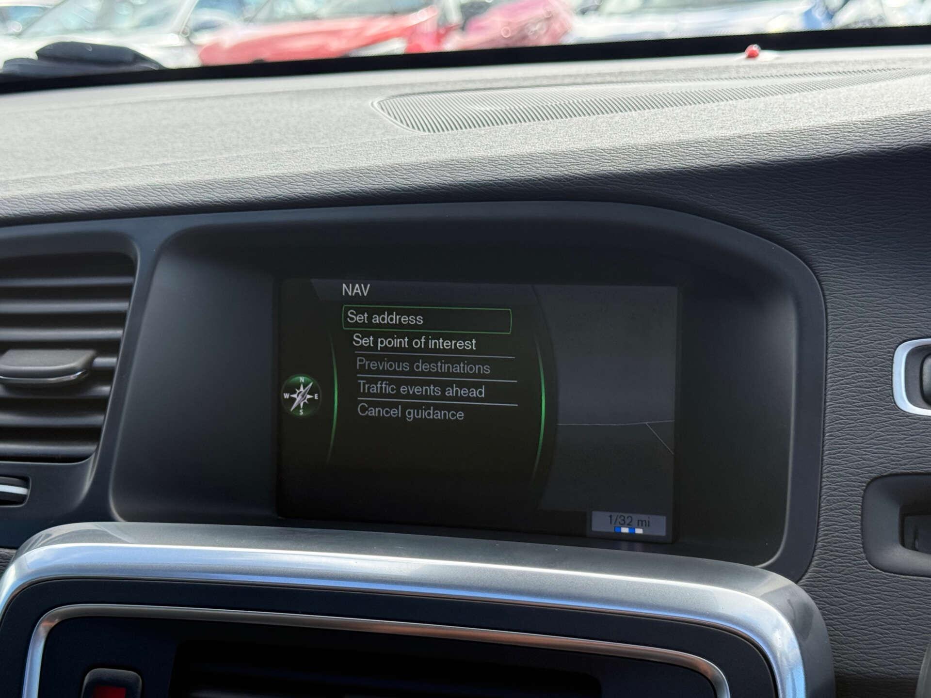 Volvo V60 view 60