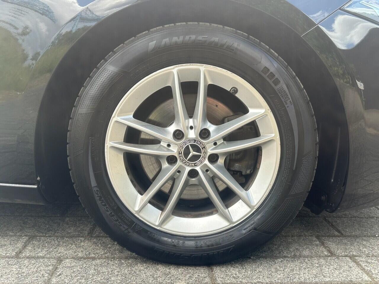 Mercedes-Benz A-Class view 14