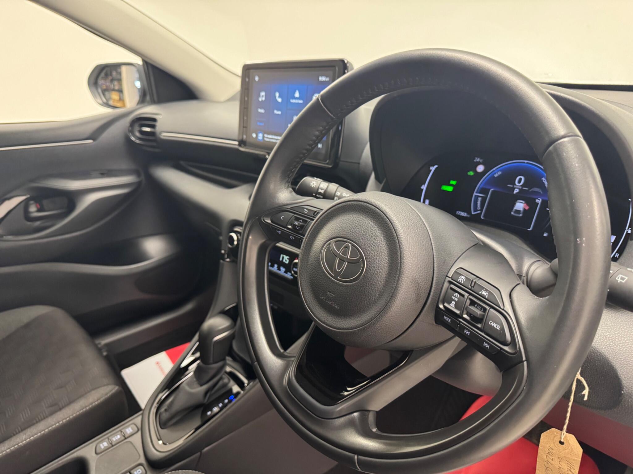 Toyota Yaris view 6