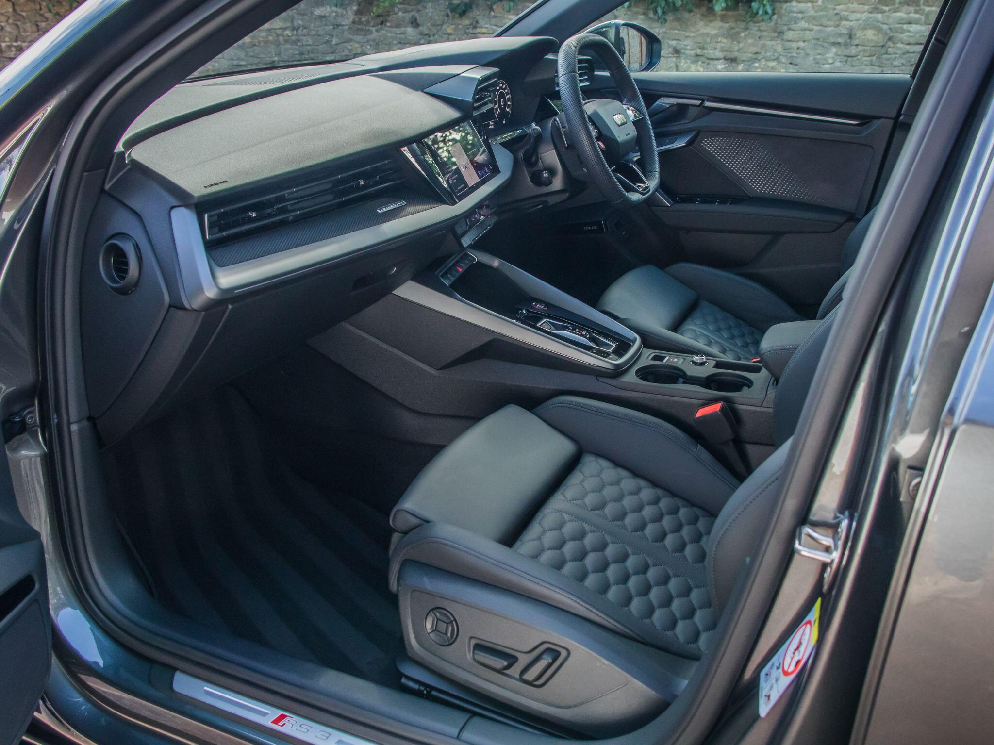 Audi RS3 view 21