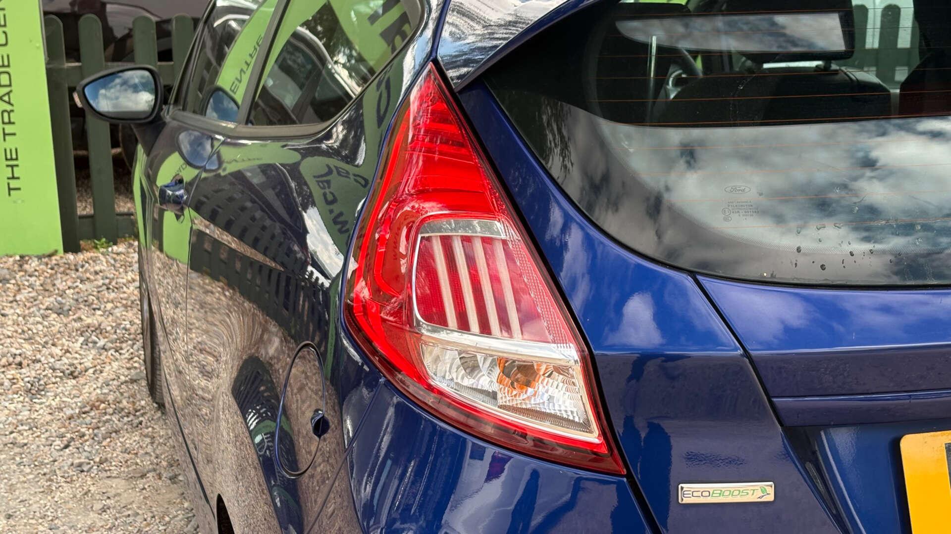 Ford Fiesta view 33
