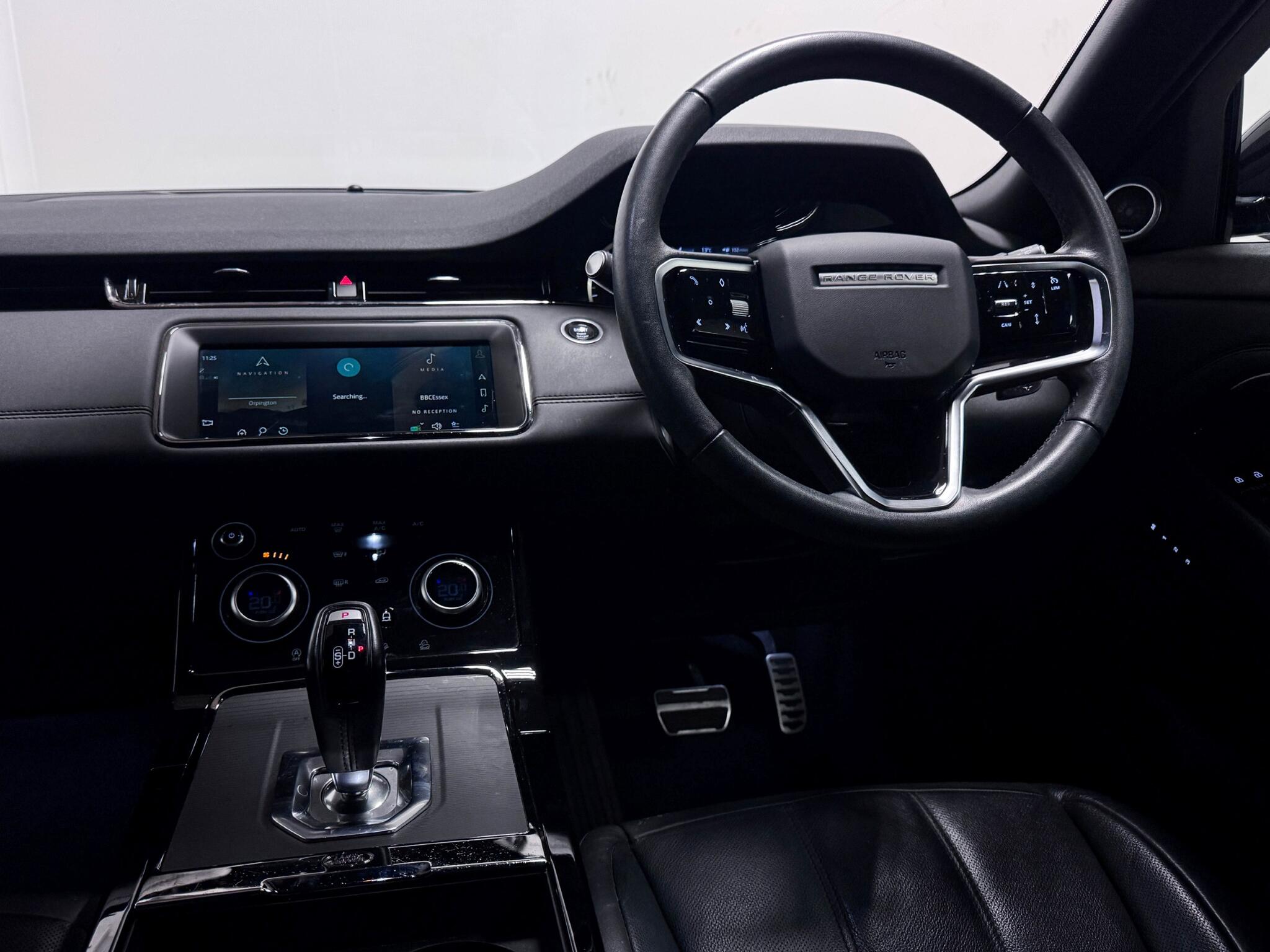 Land Rover Range Rover Evoque view 21
