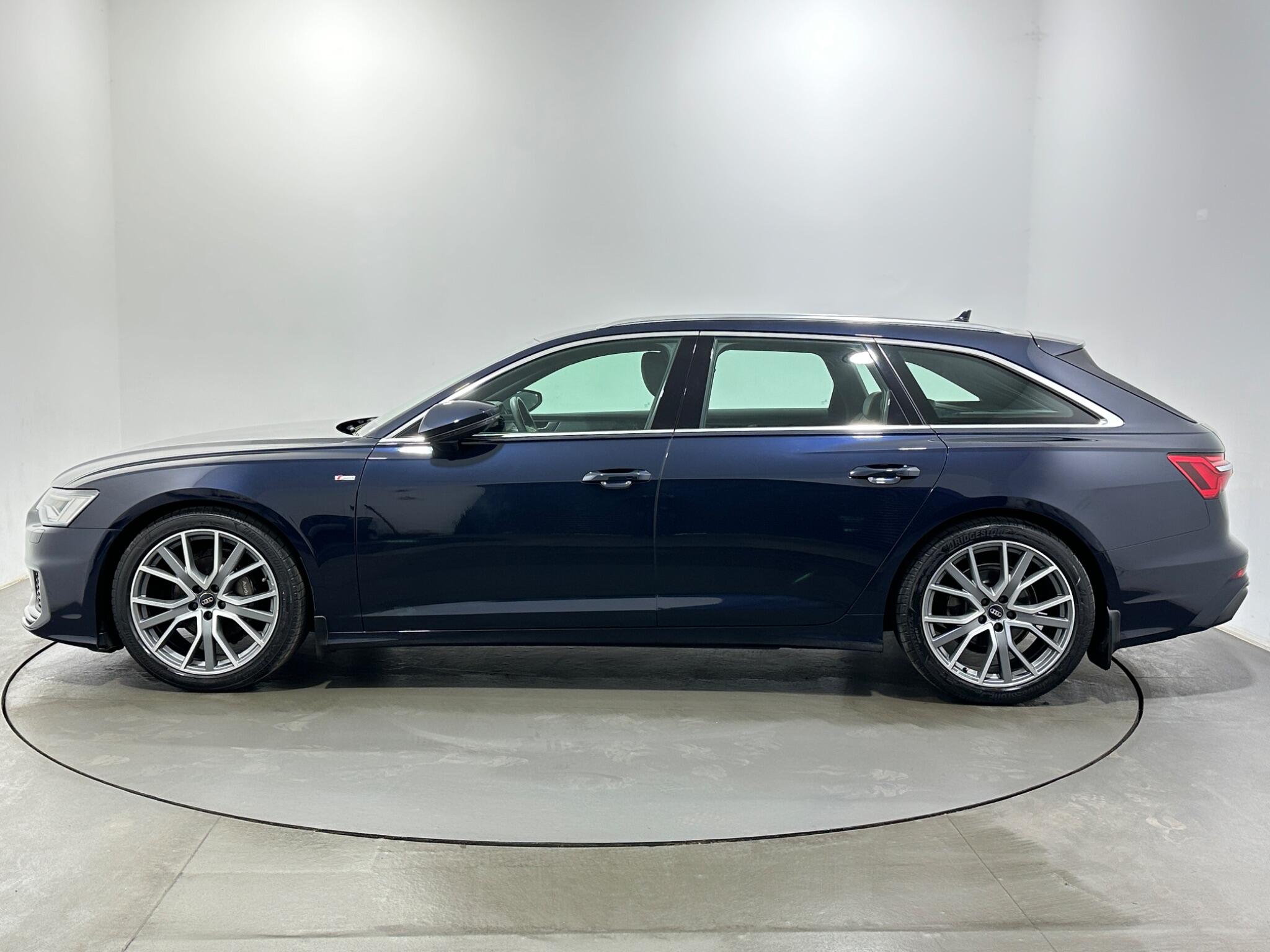 Audi A6 view 5