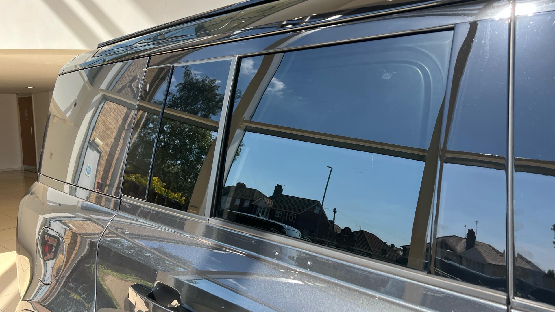 Land Rover Defender view 55