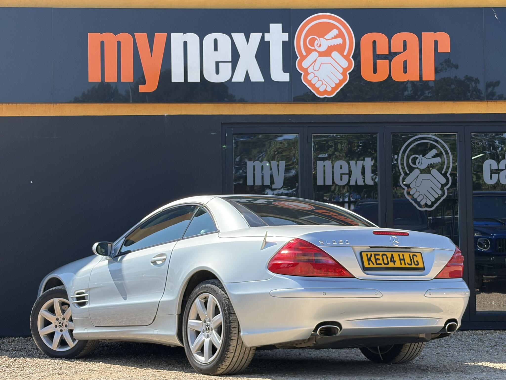 Mercedes-Benz SL view 7