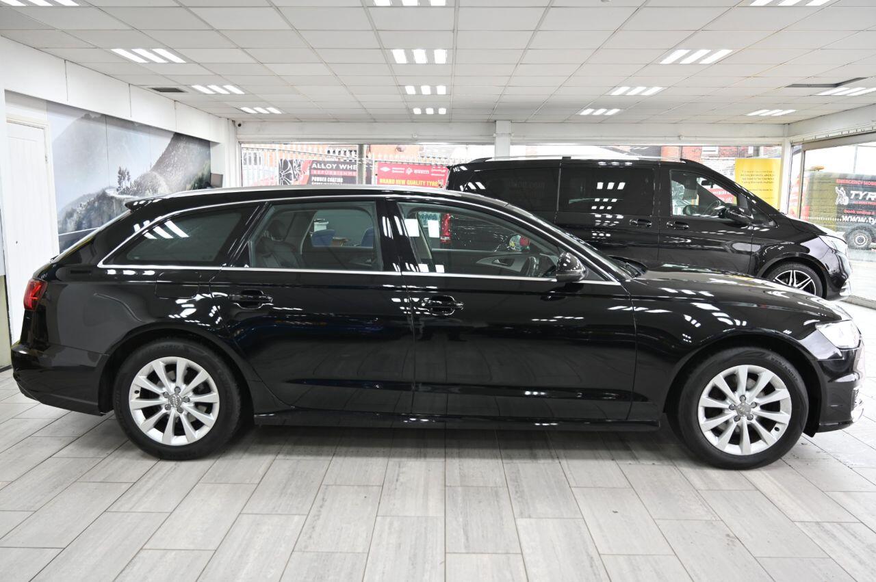 Audi A6 Avant view 3