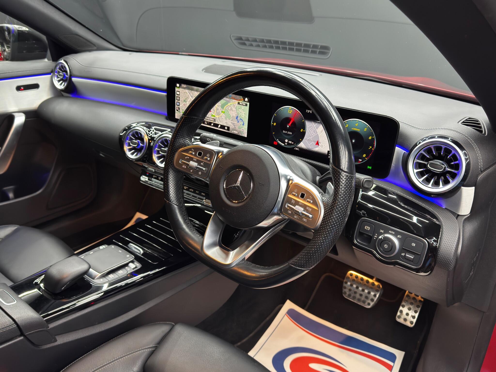 Mercedes-Benz Cla view 9