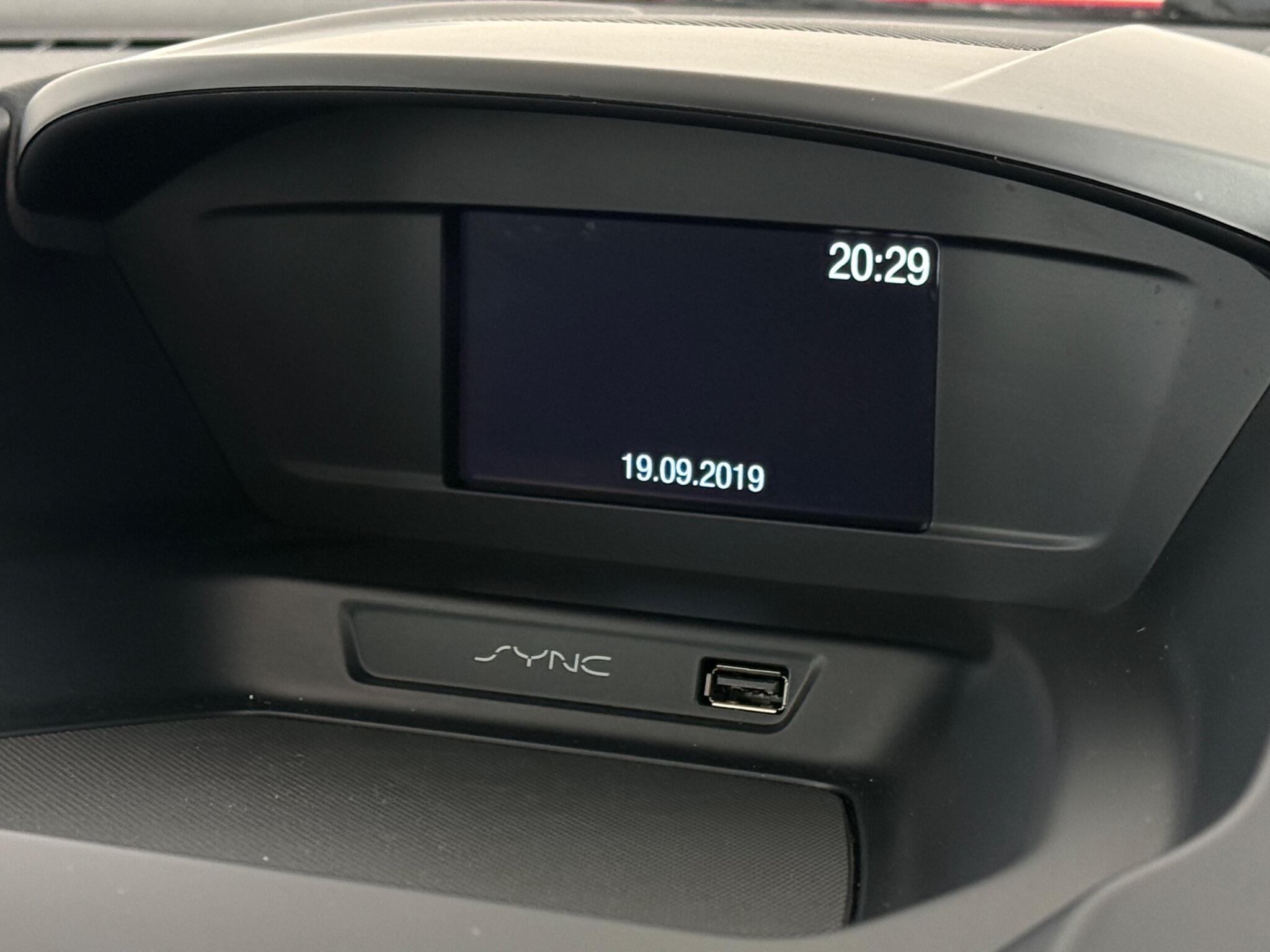 Ford Kuga view 24