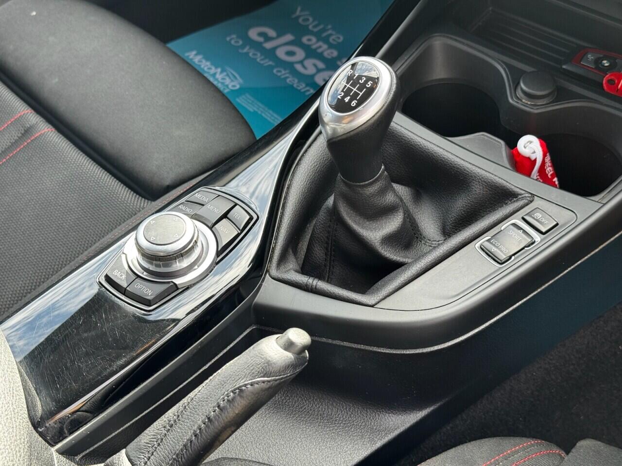 BMW 1 Series view 44