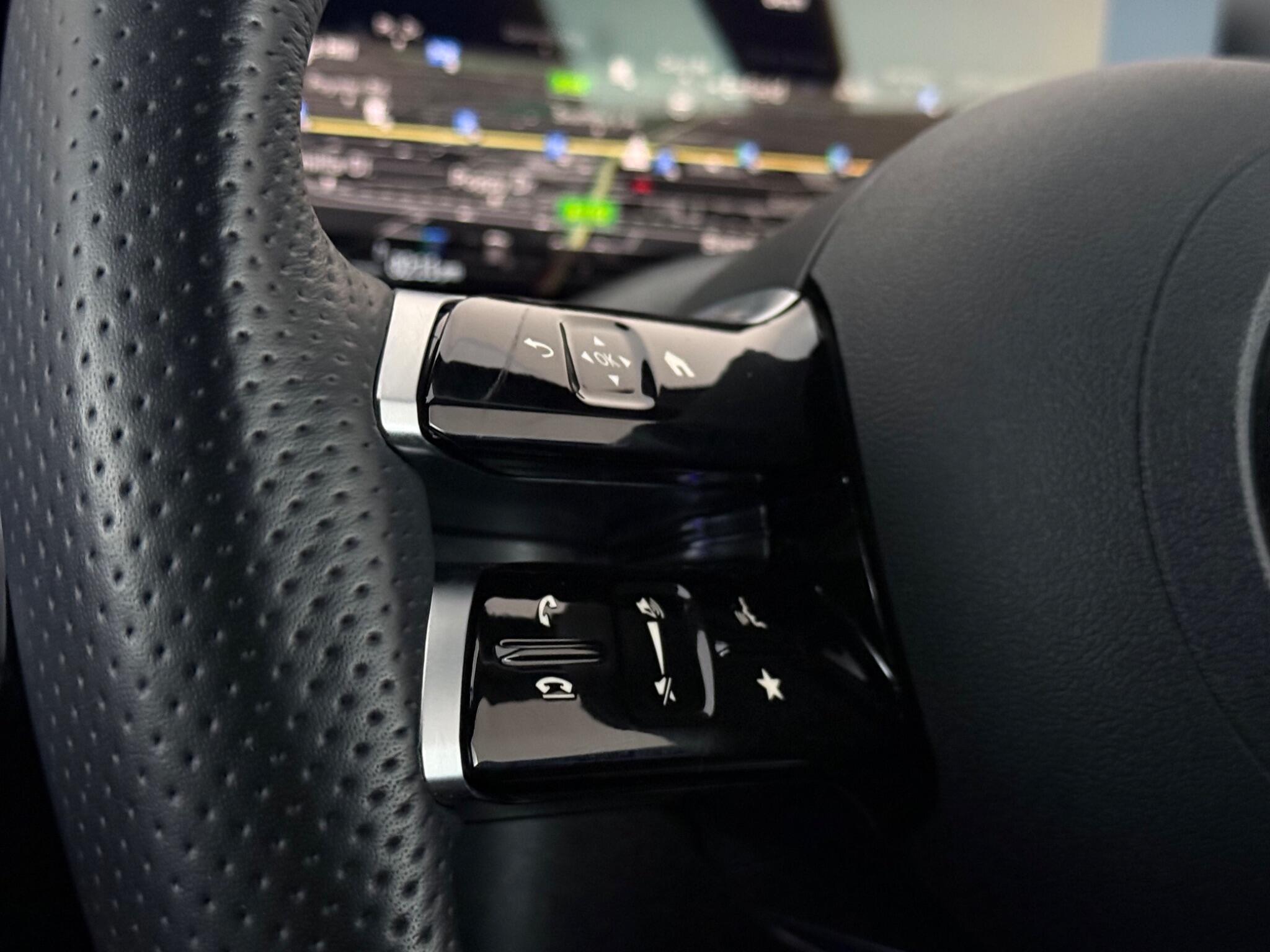 Mercedes-Benz Cla view 15