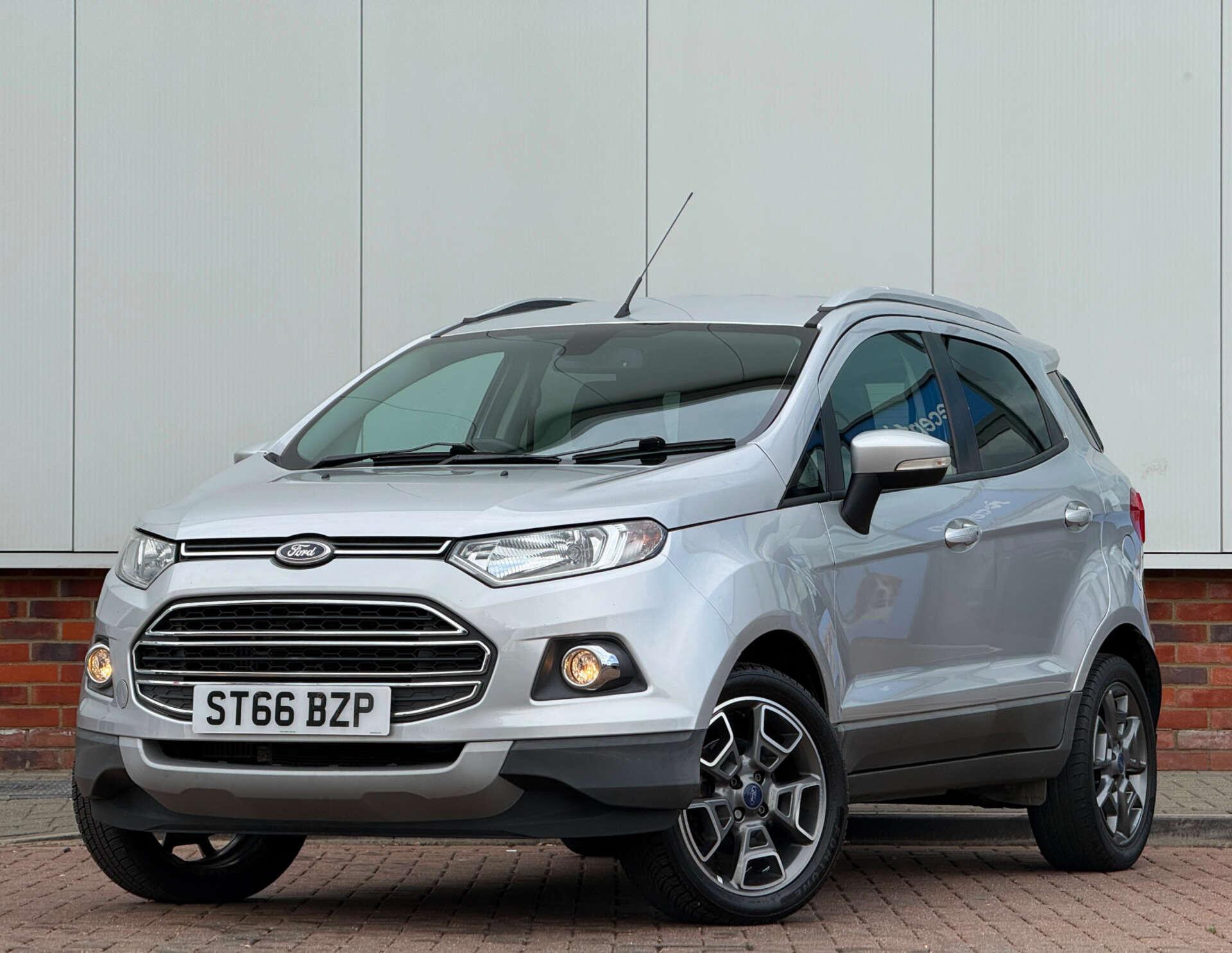 Ford Ecosport view 3