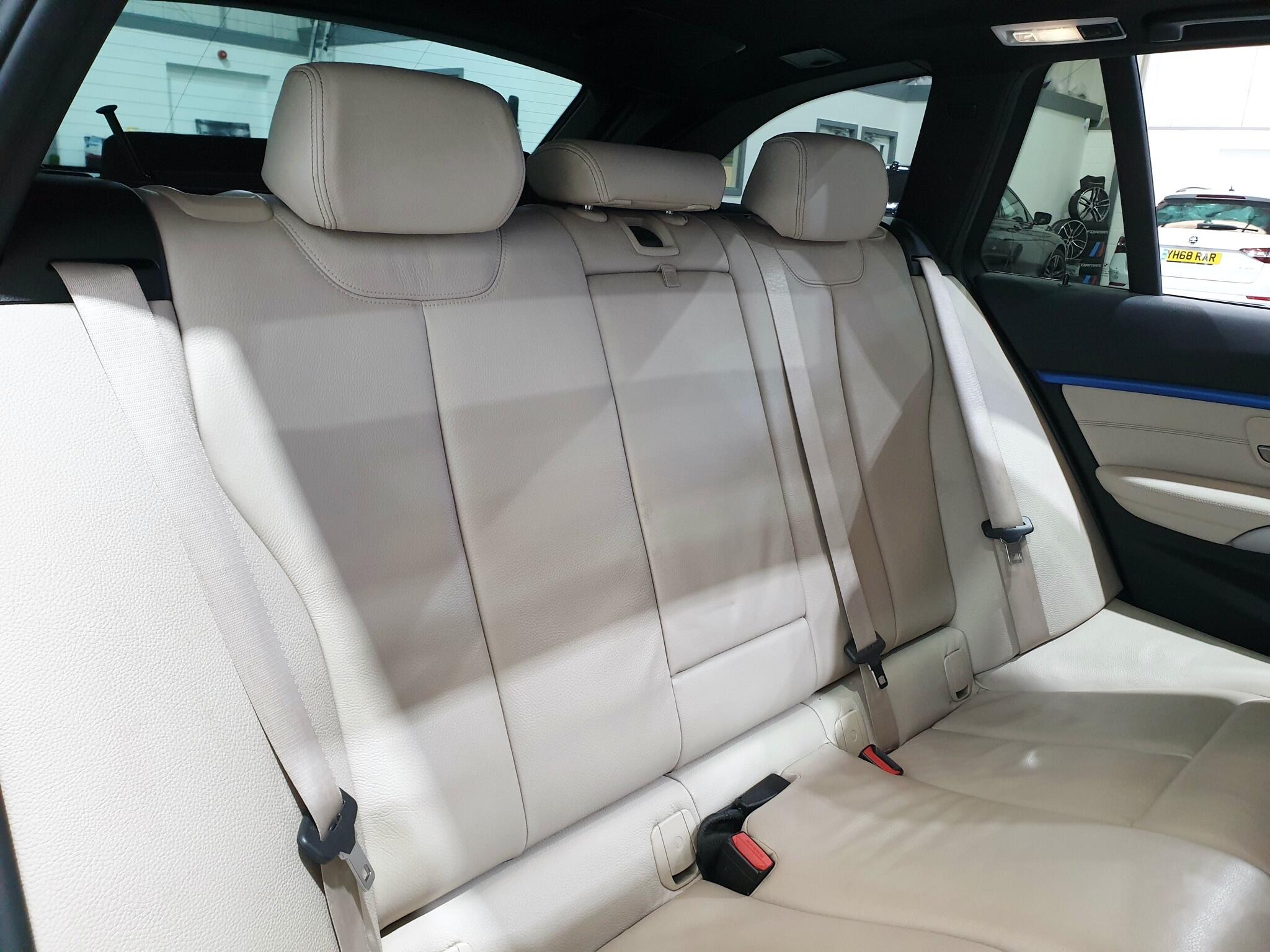 BMW 3 Series view 51