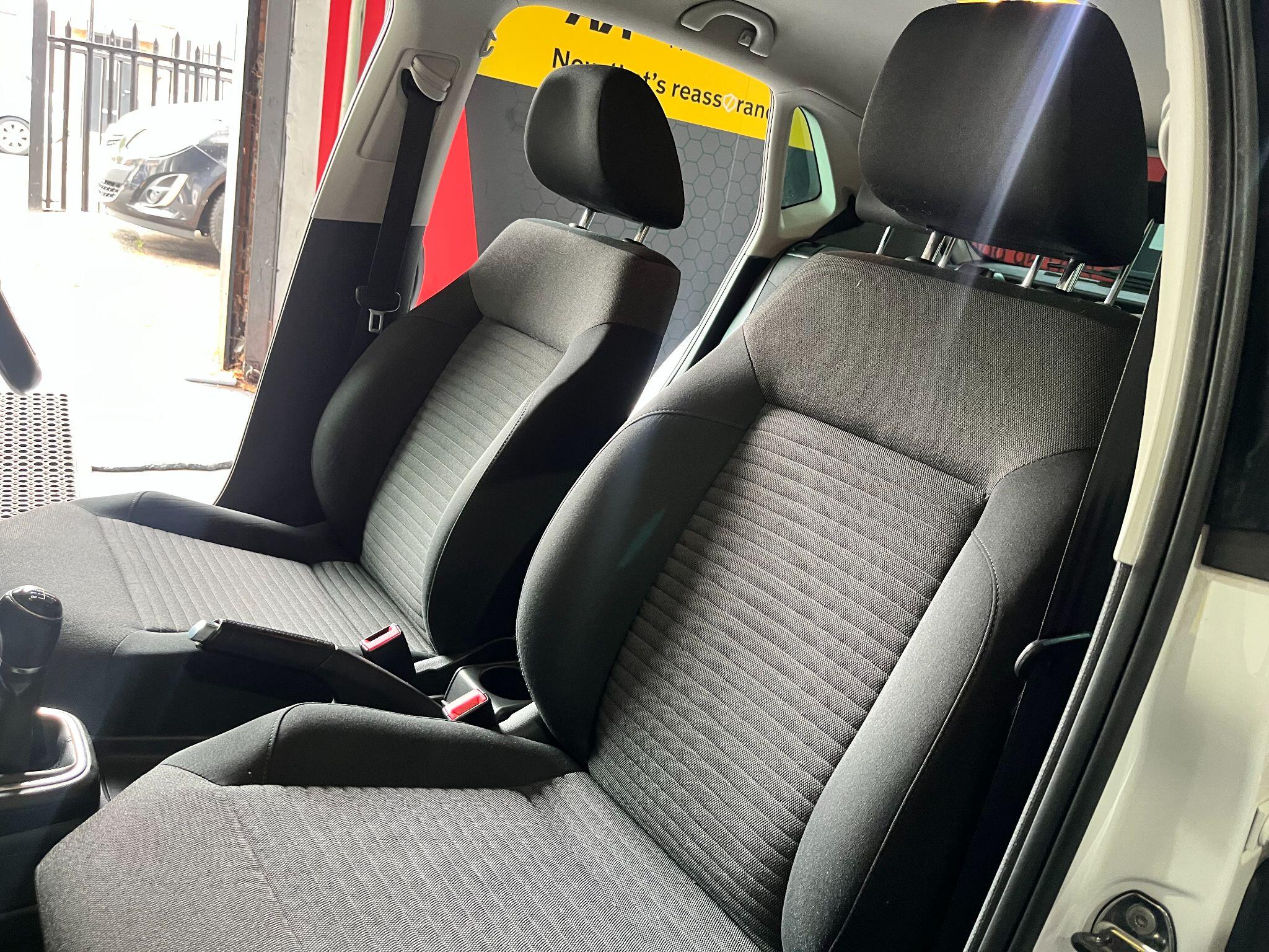 Volkswagen Polo view 36