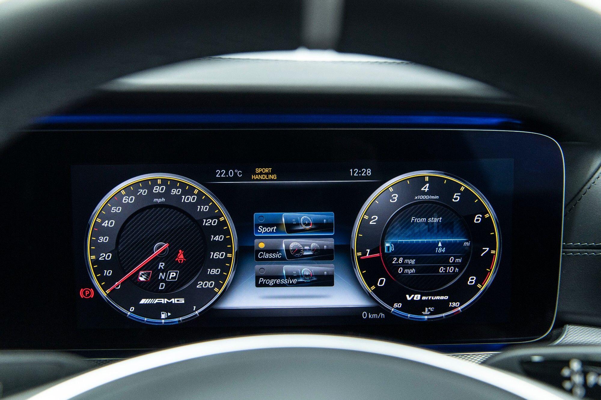 Mercedes-Benz E Class view 20