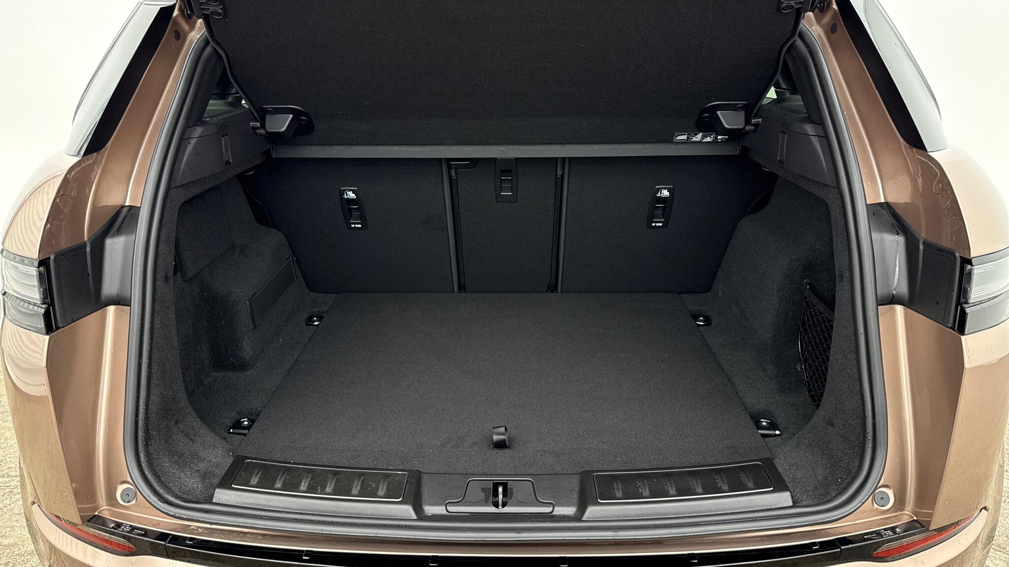 Land Rover Range Rover Evoque view 10