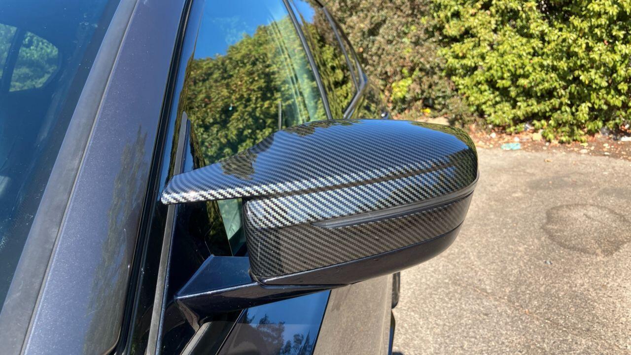 BMW 3 Series view 18