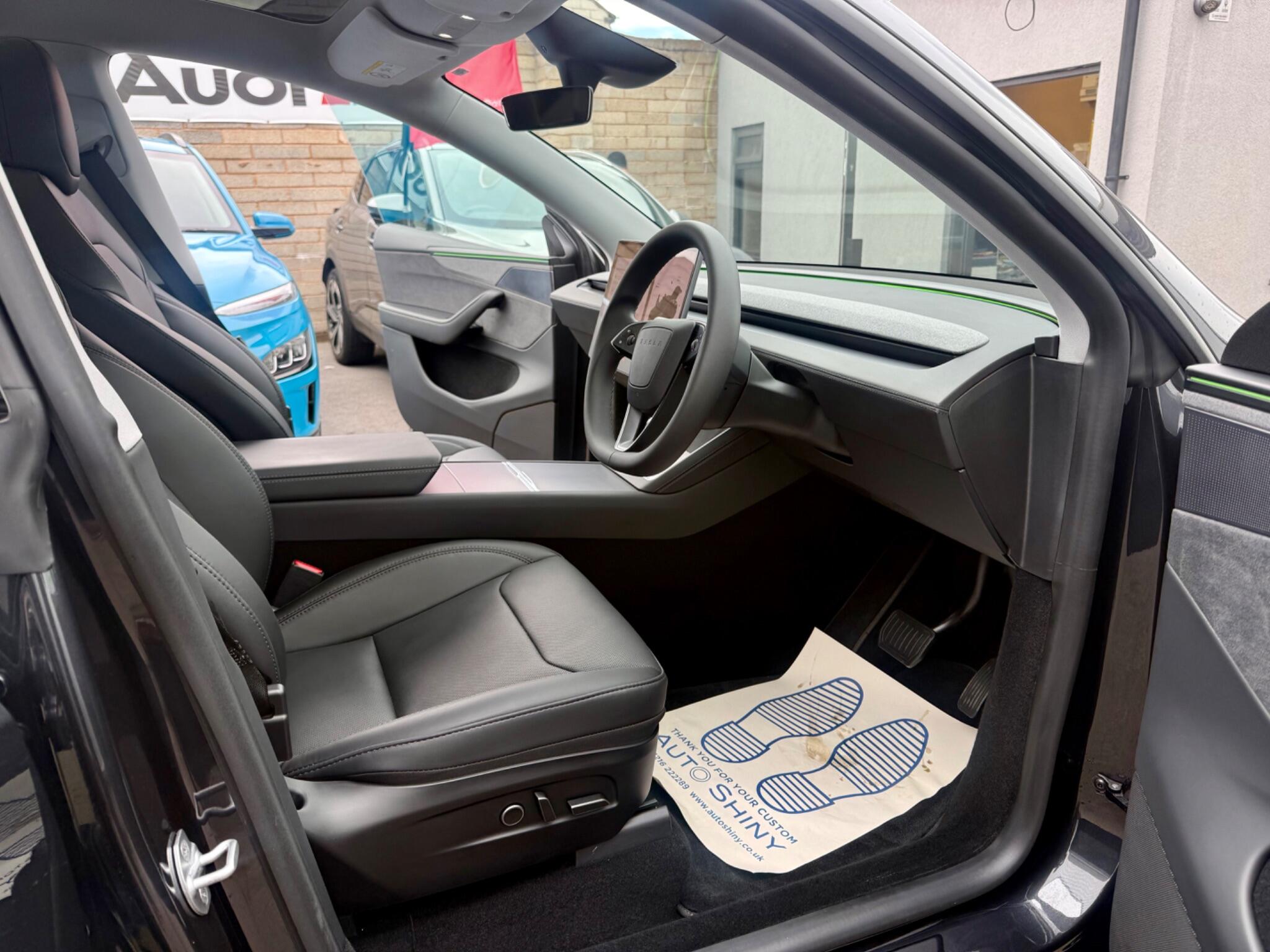 Tesla Model Y view 9