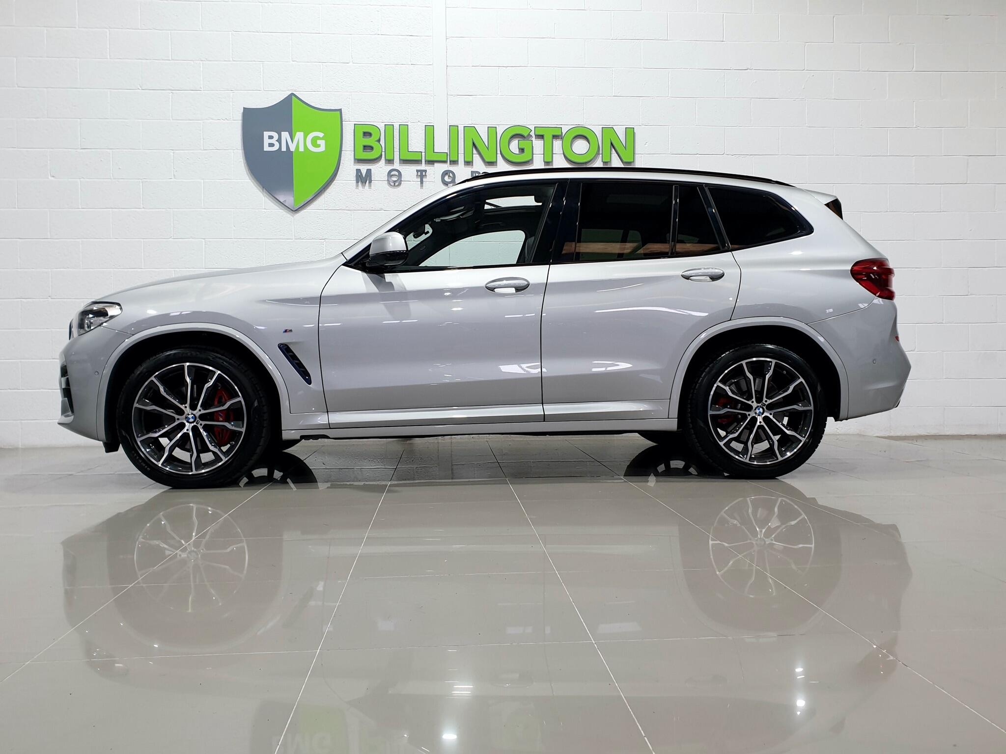 BMW X3 view 4