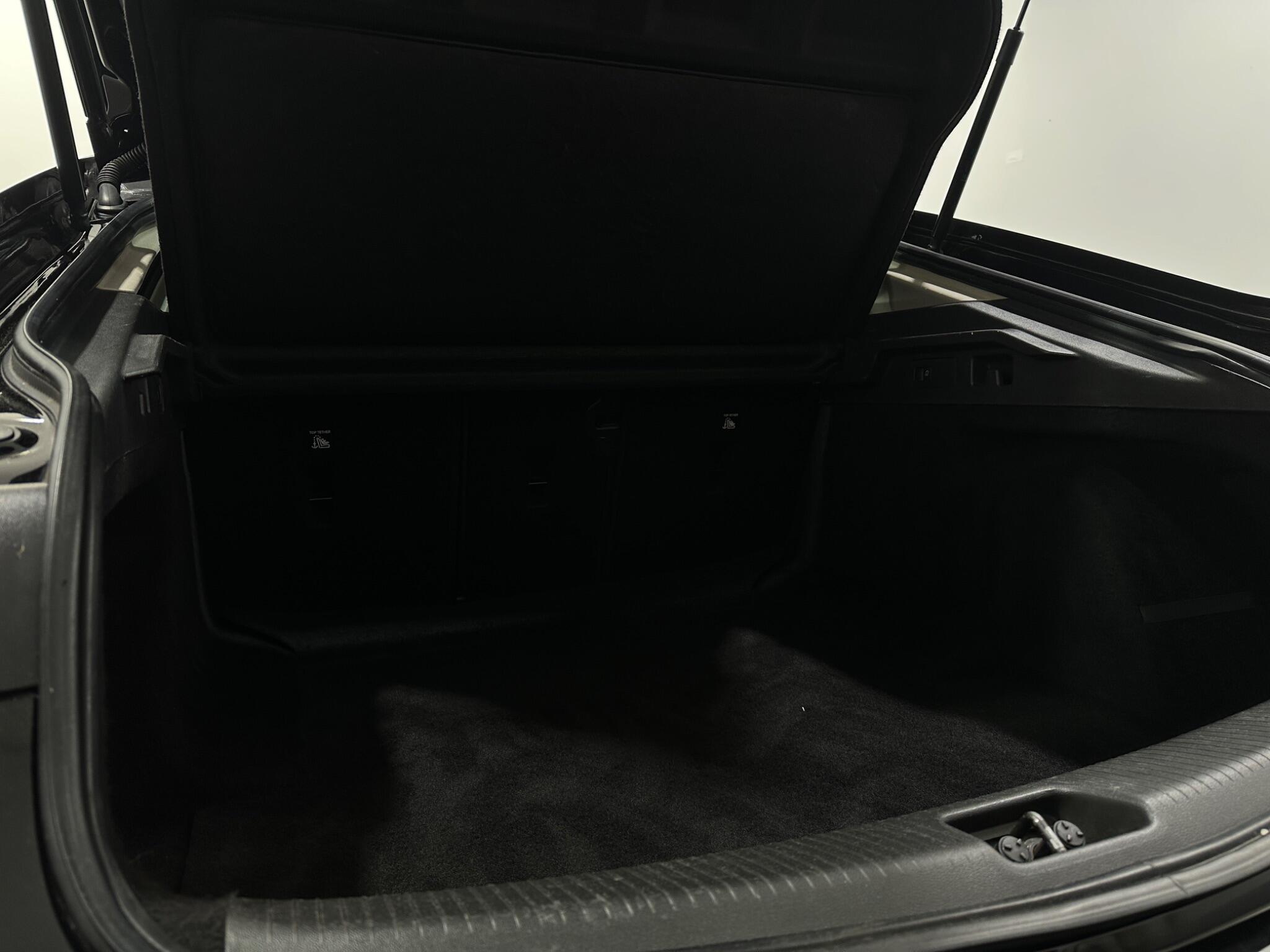 Vauxhall Insignia view 45