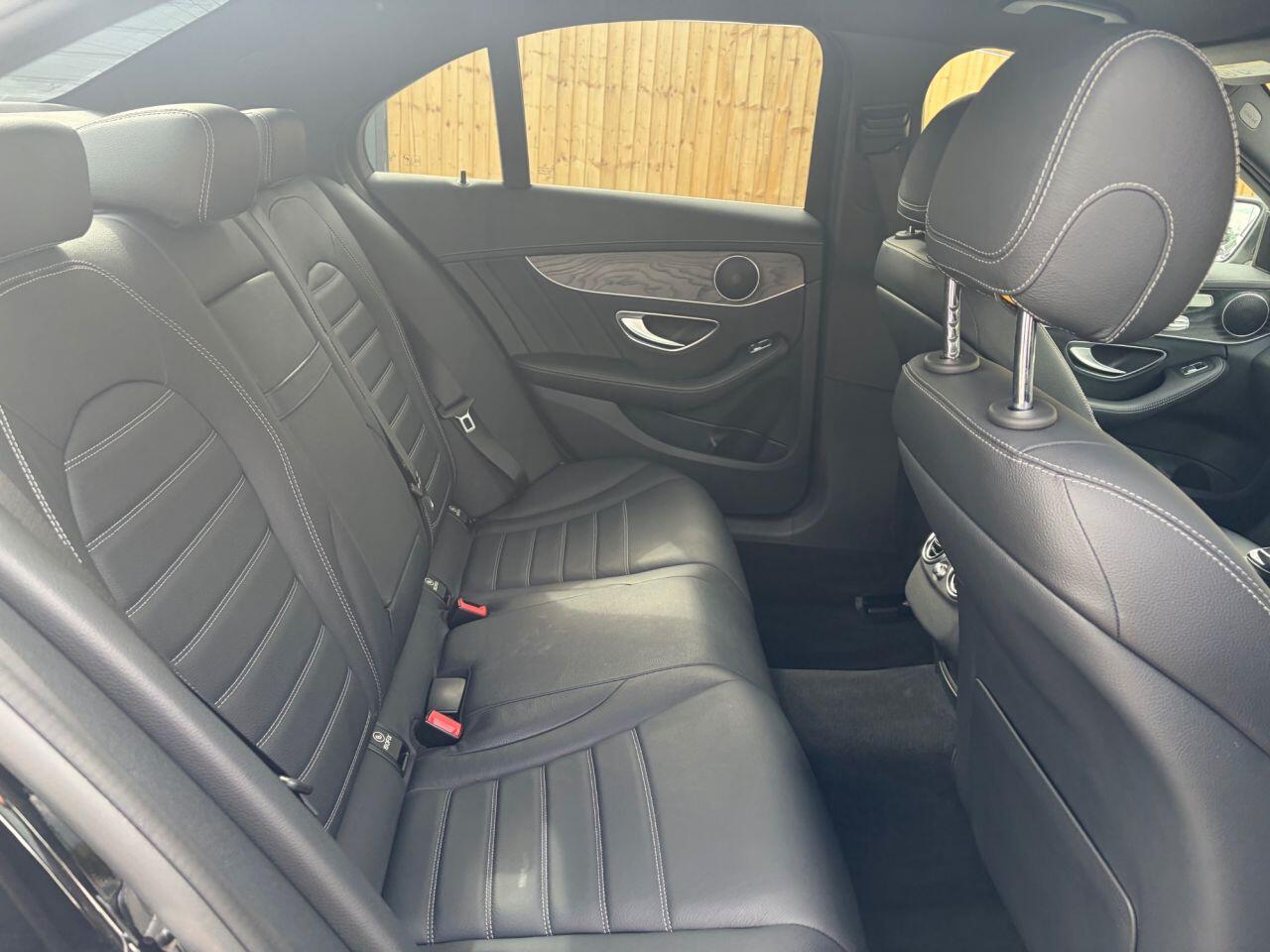 Mercedes-Benz C-Class view 21