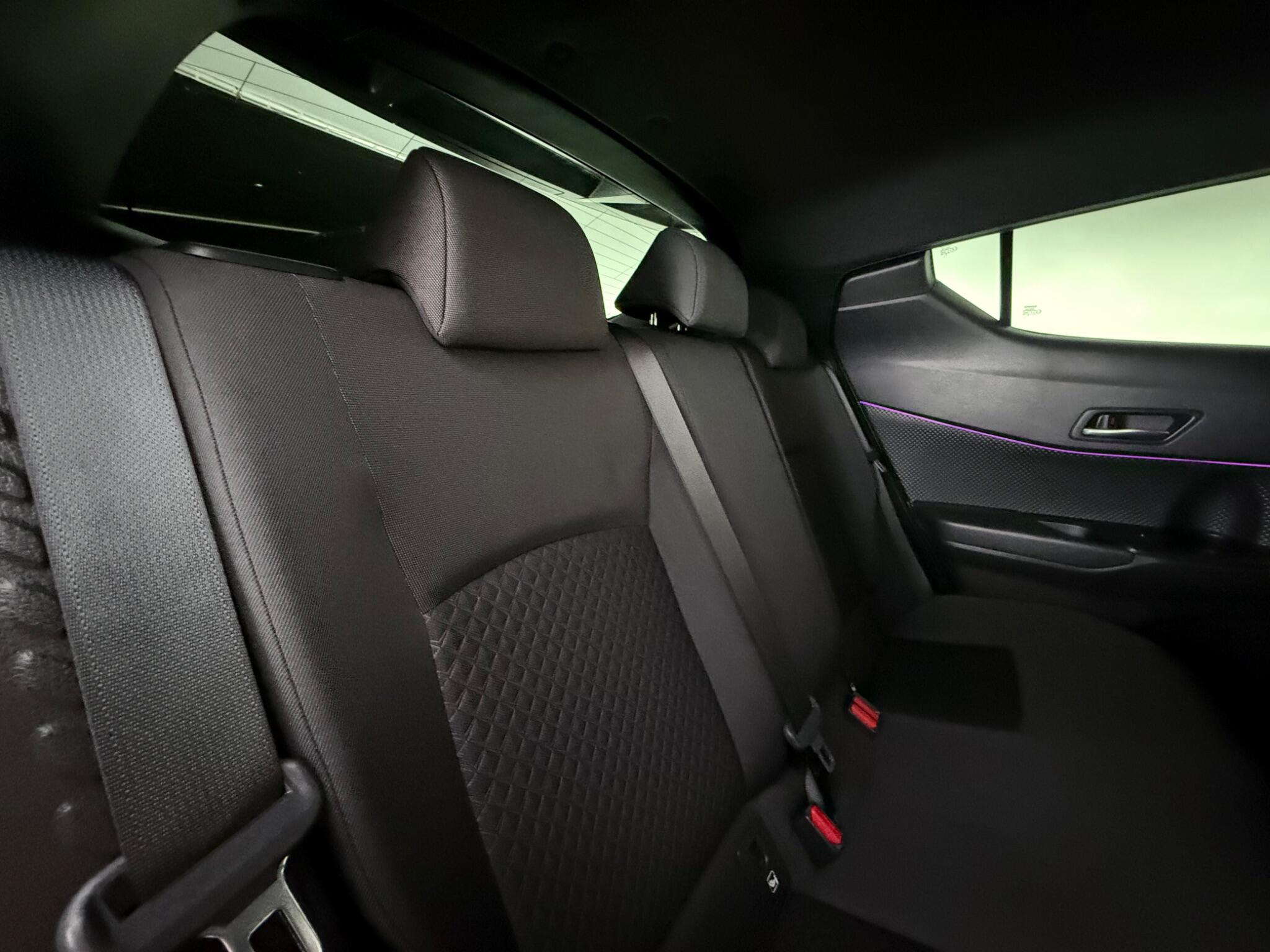 Toyota C-HR view 30