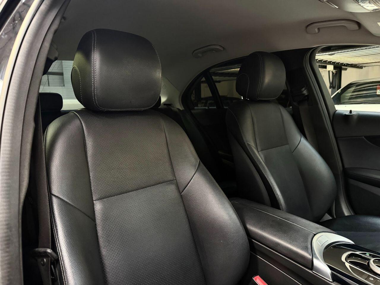 Mercedes-Benz C-Class view 14