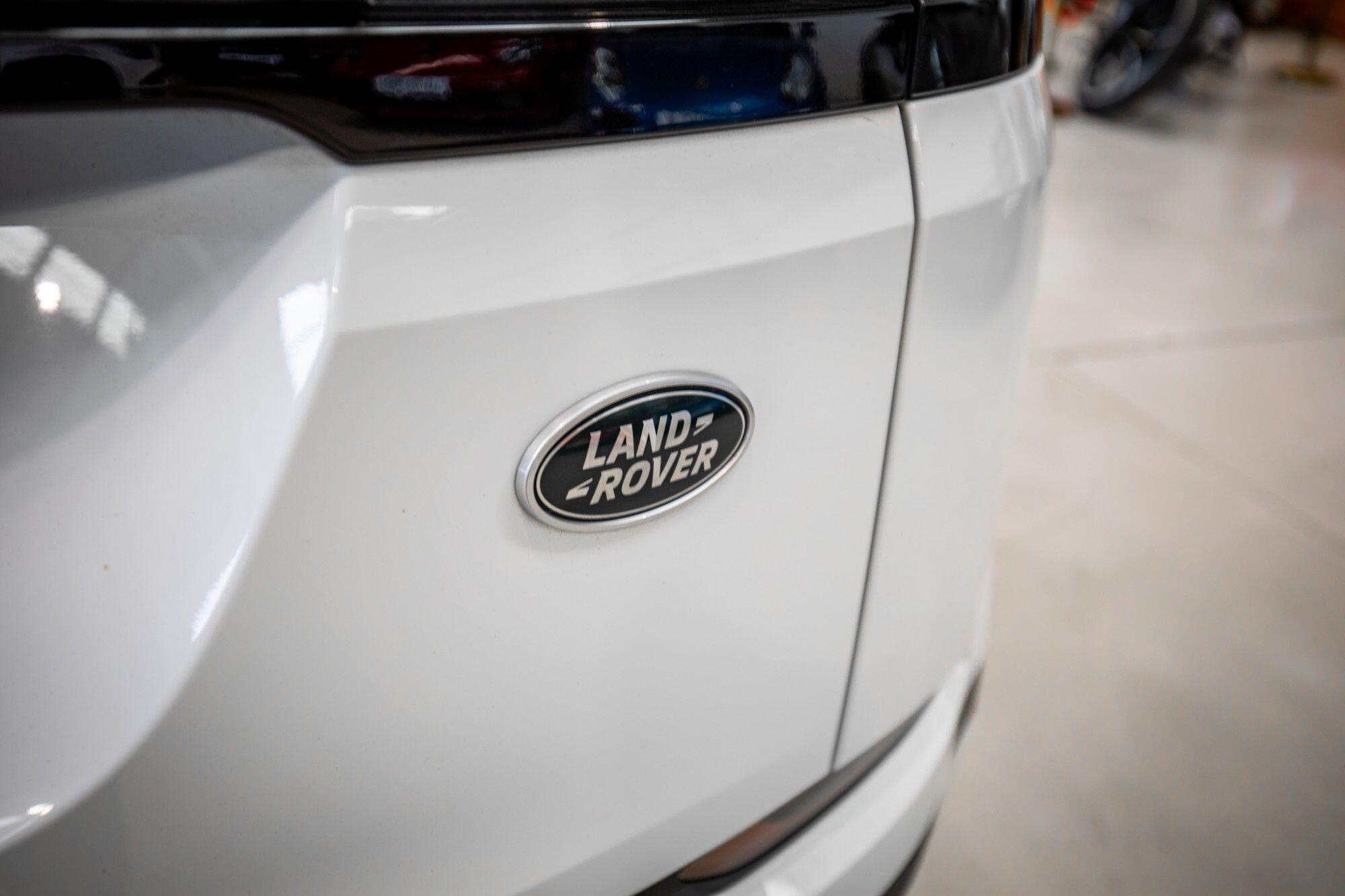 Land Rover Range Rover Evoque view 30