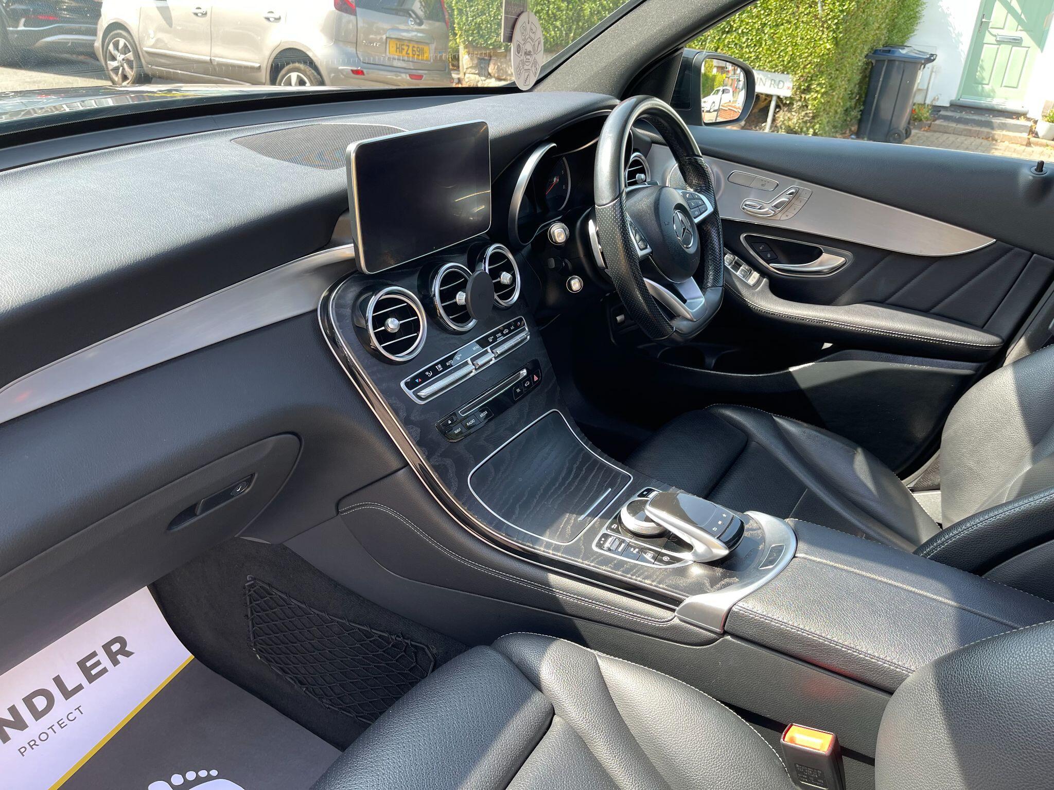 Mercedes-Benz GLC view 43