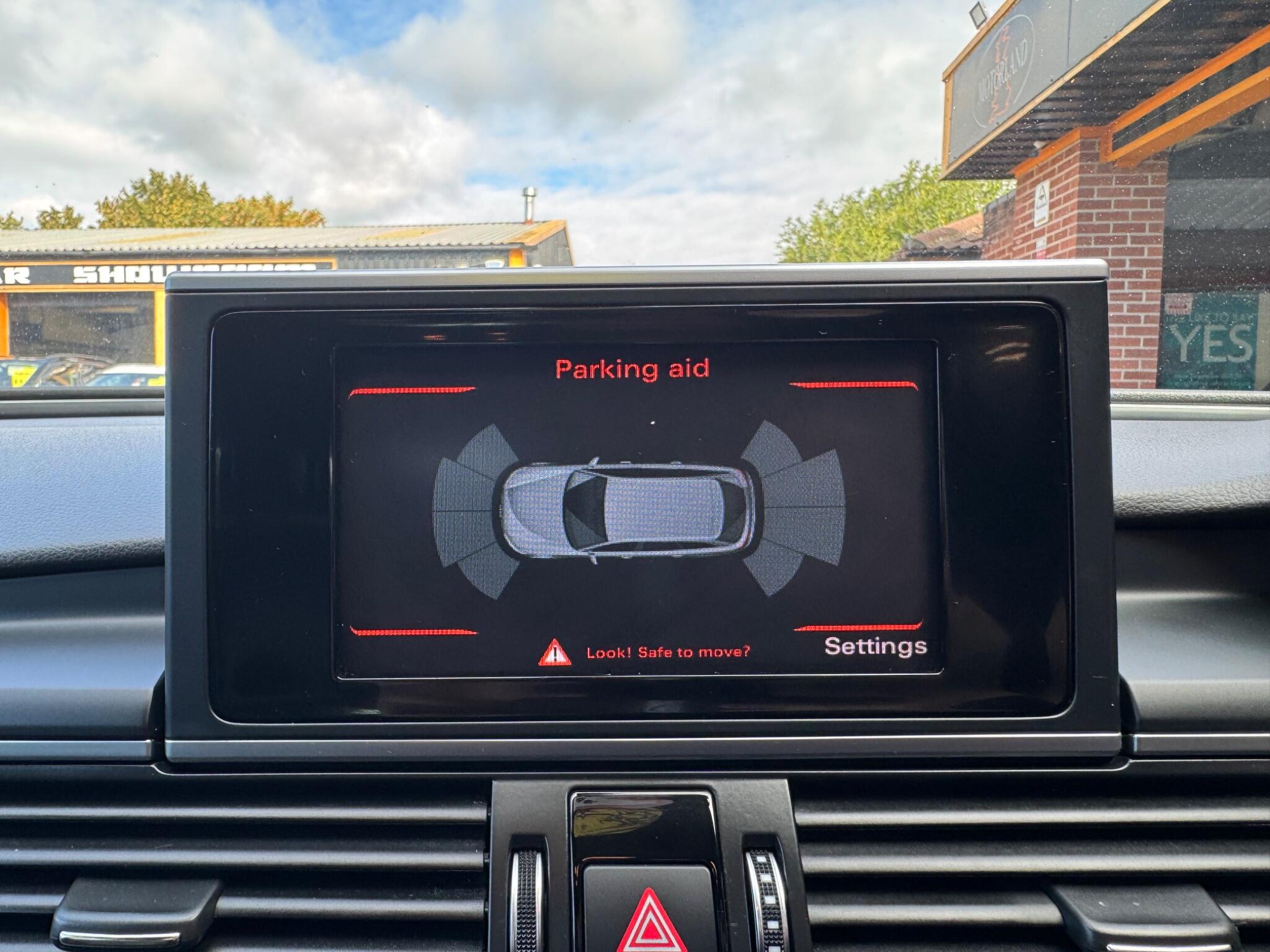 Audi A6 Avant view 24