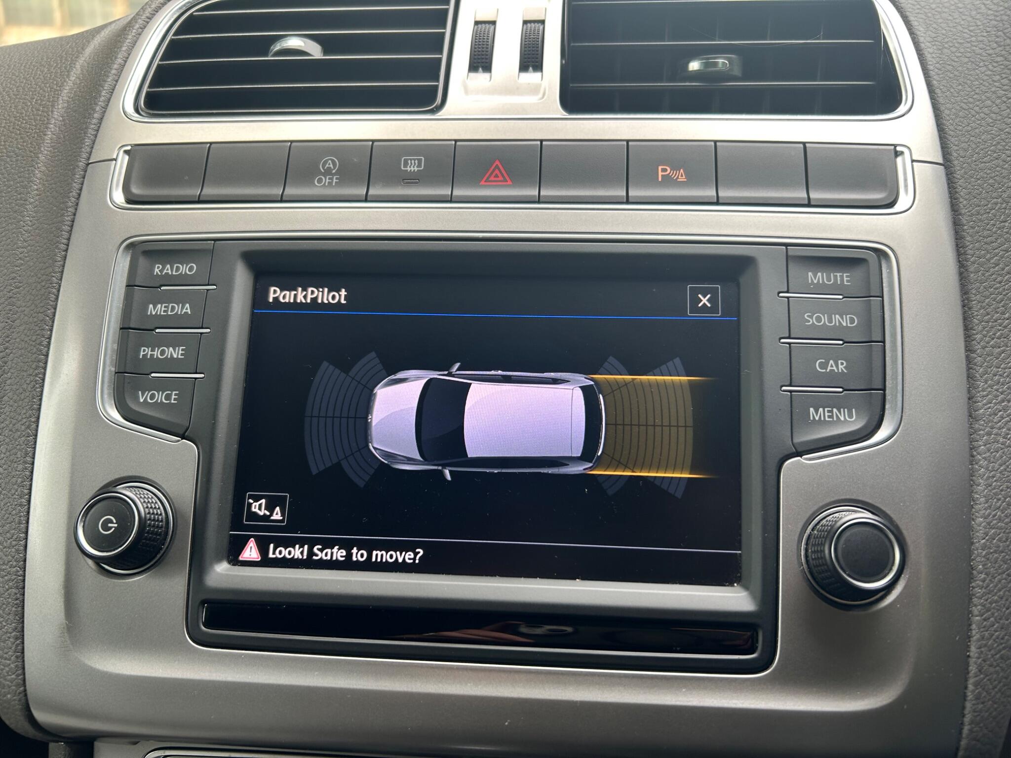 Volkswagen Polo view 26