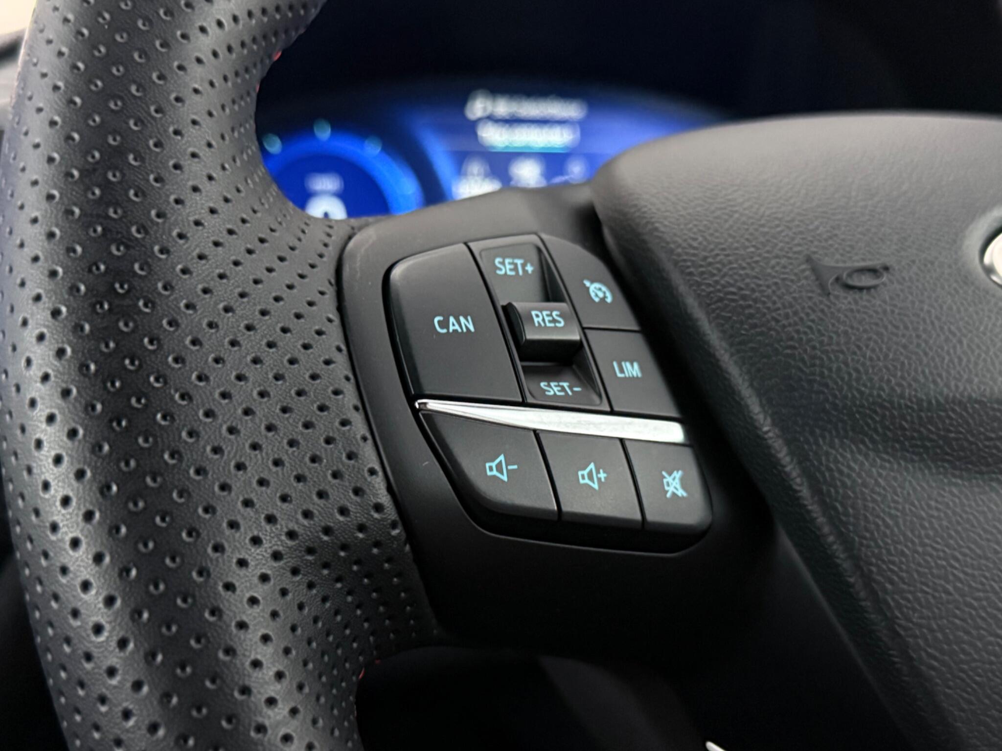 Ford Puma view 12
