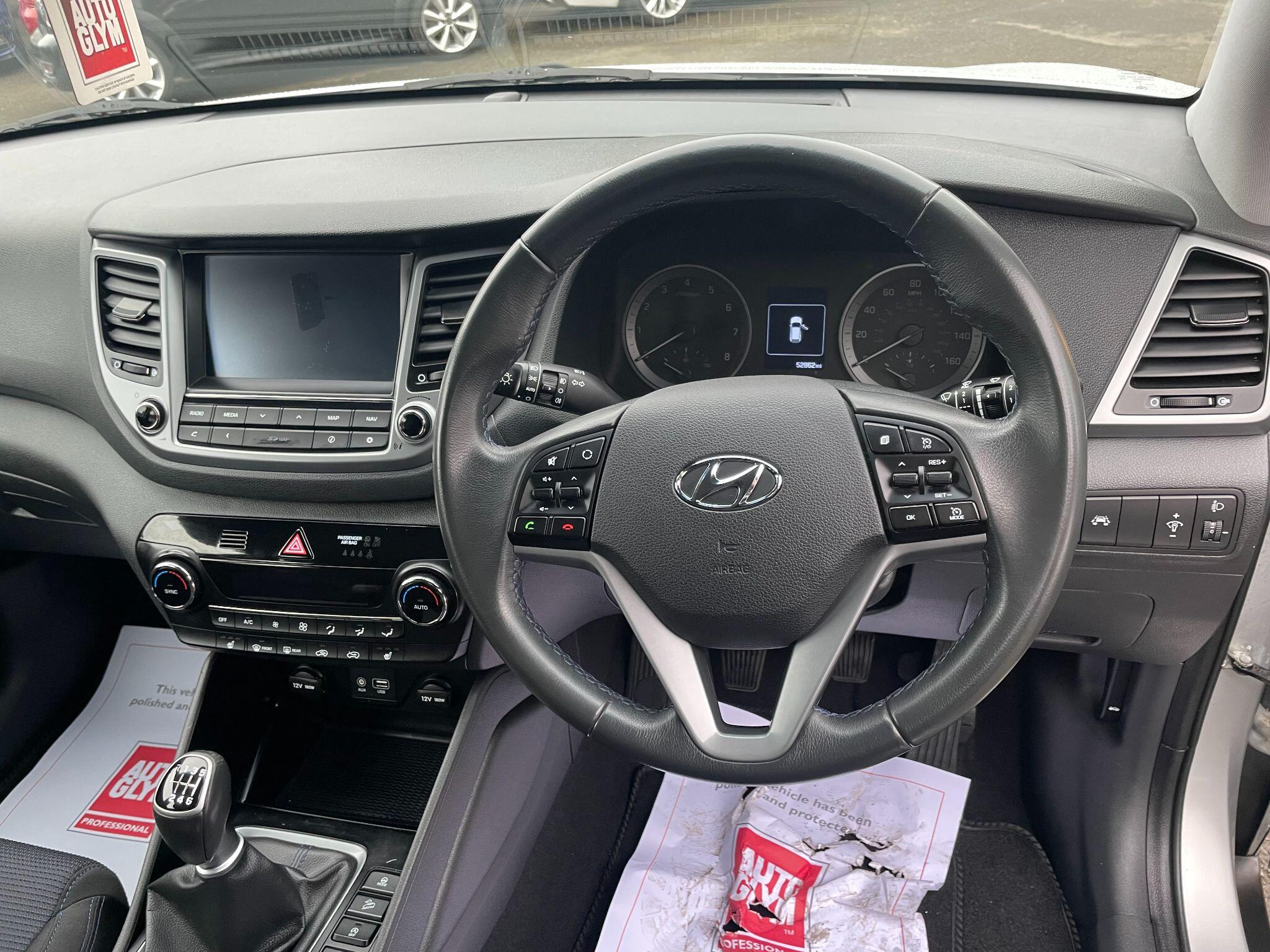 Hyundai Tucson view 18