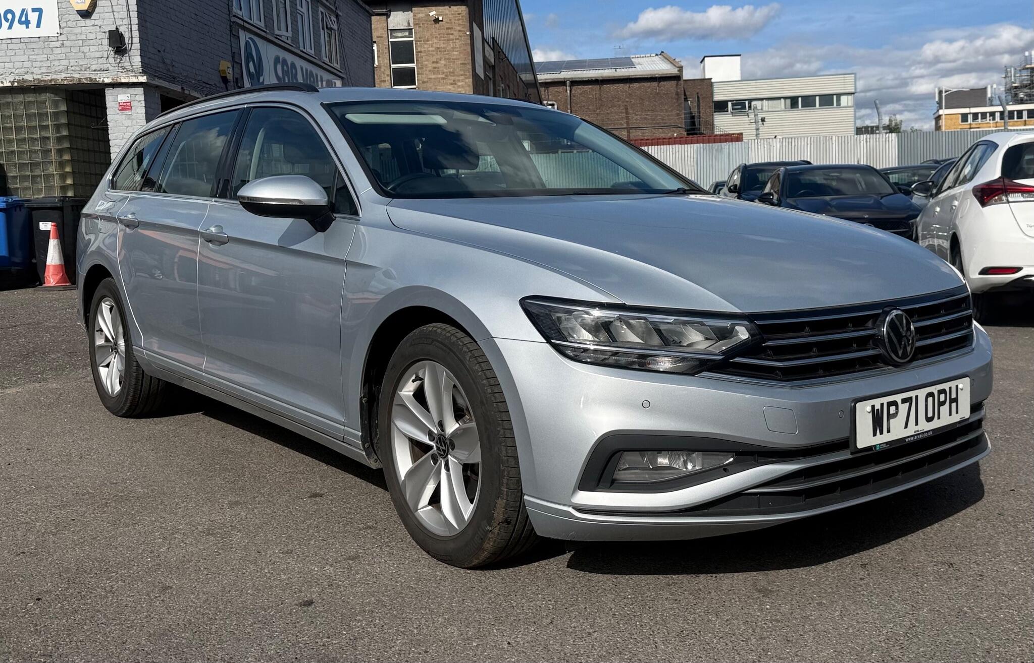 Volkswagen Passat main image
