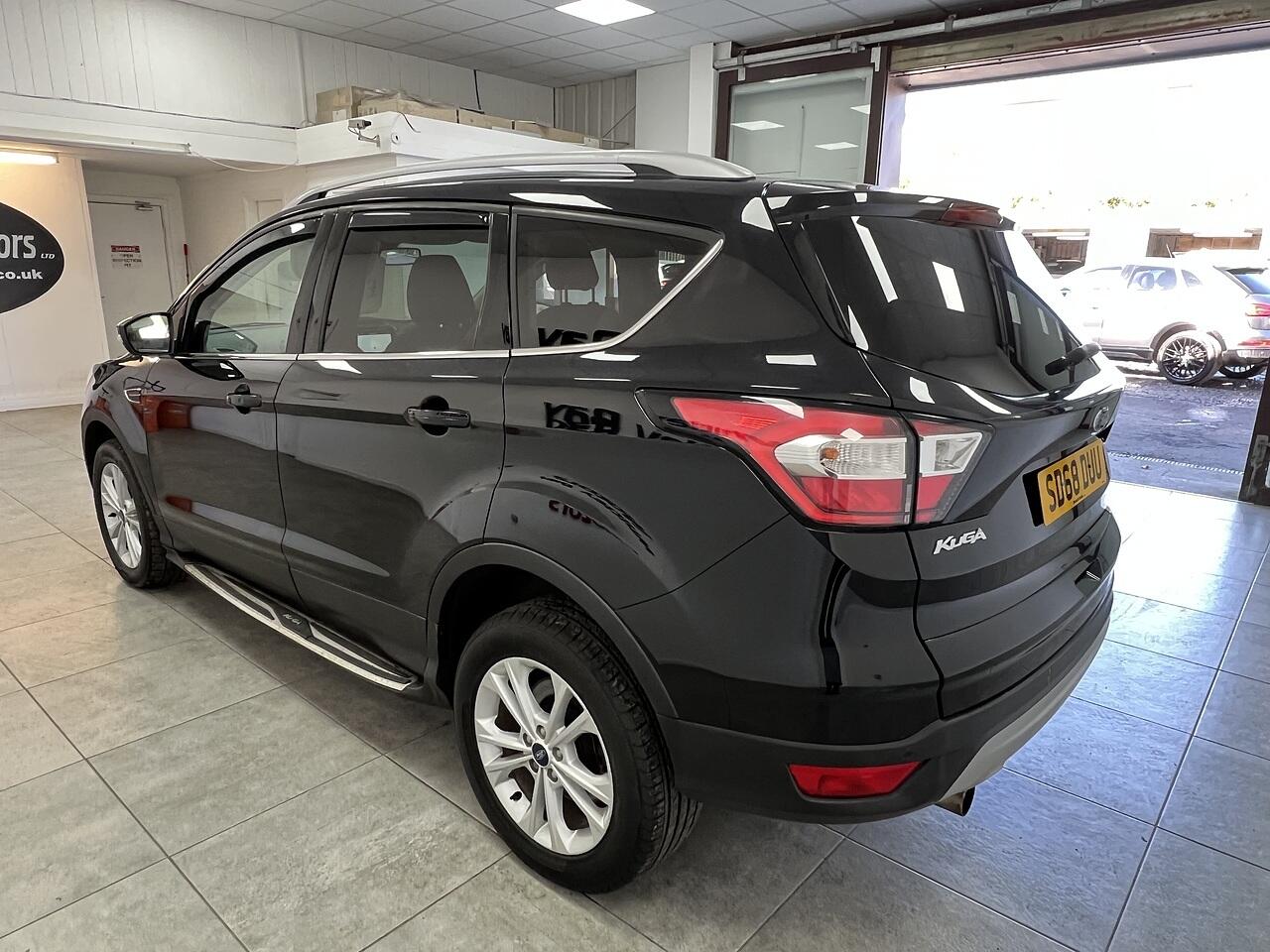 Ford Kuga view 5