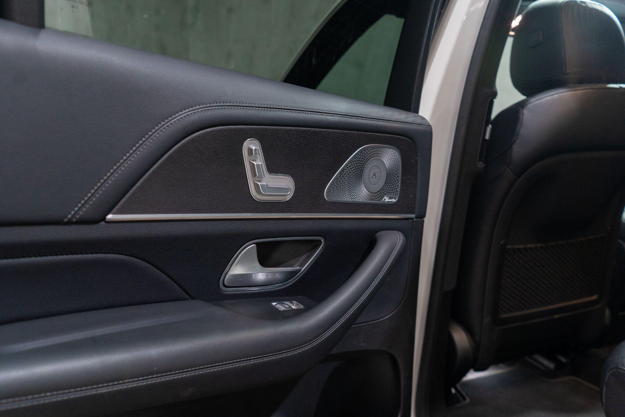 Mercedes-Benz GLE view 40