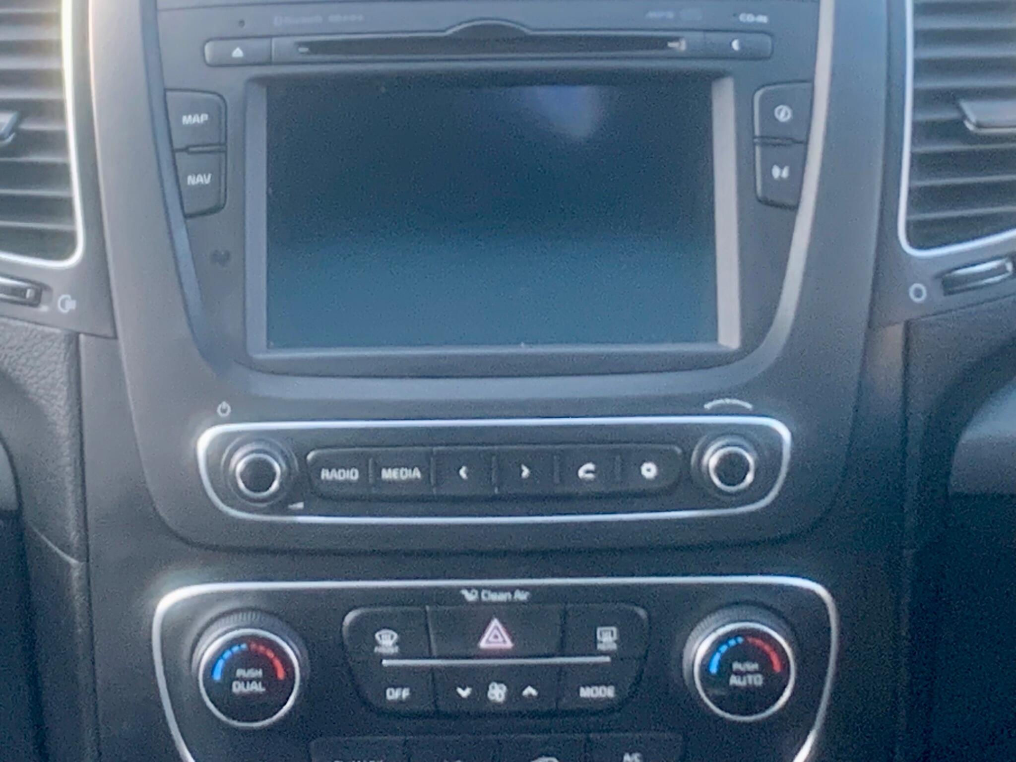 Kia Sorento view 32