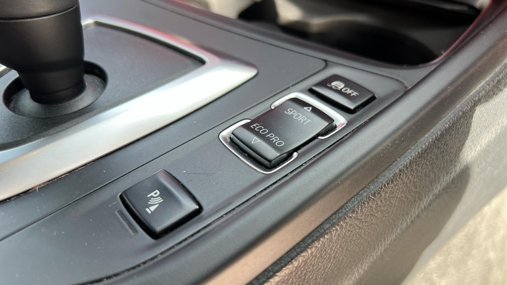 BMW 4 Series view 19