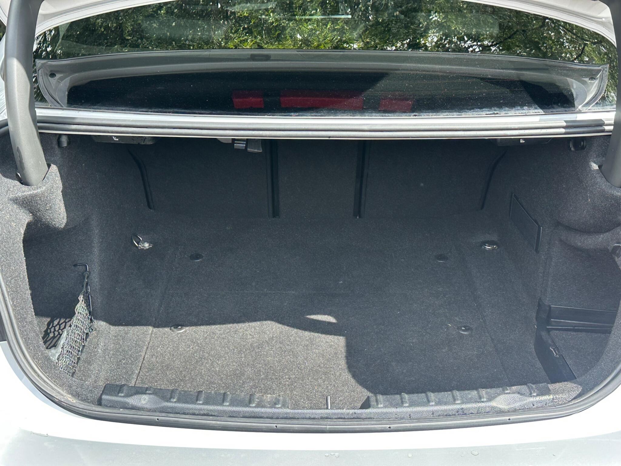 BMW 3 Series view 7