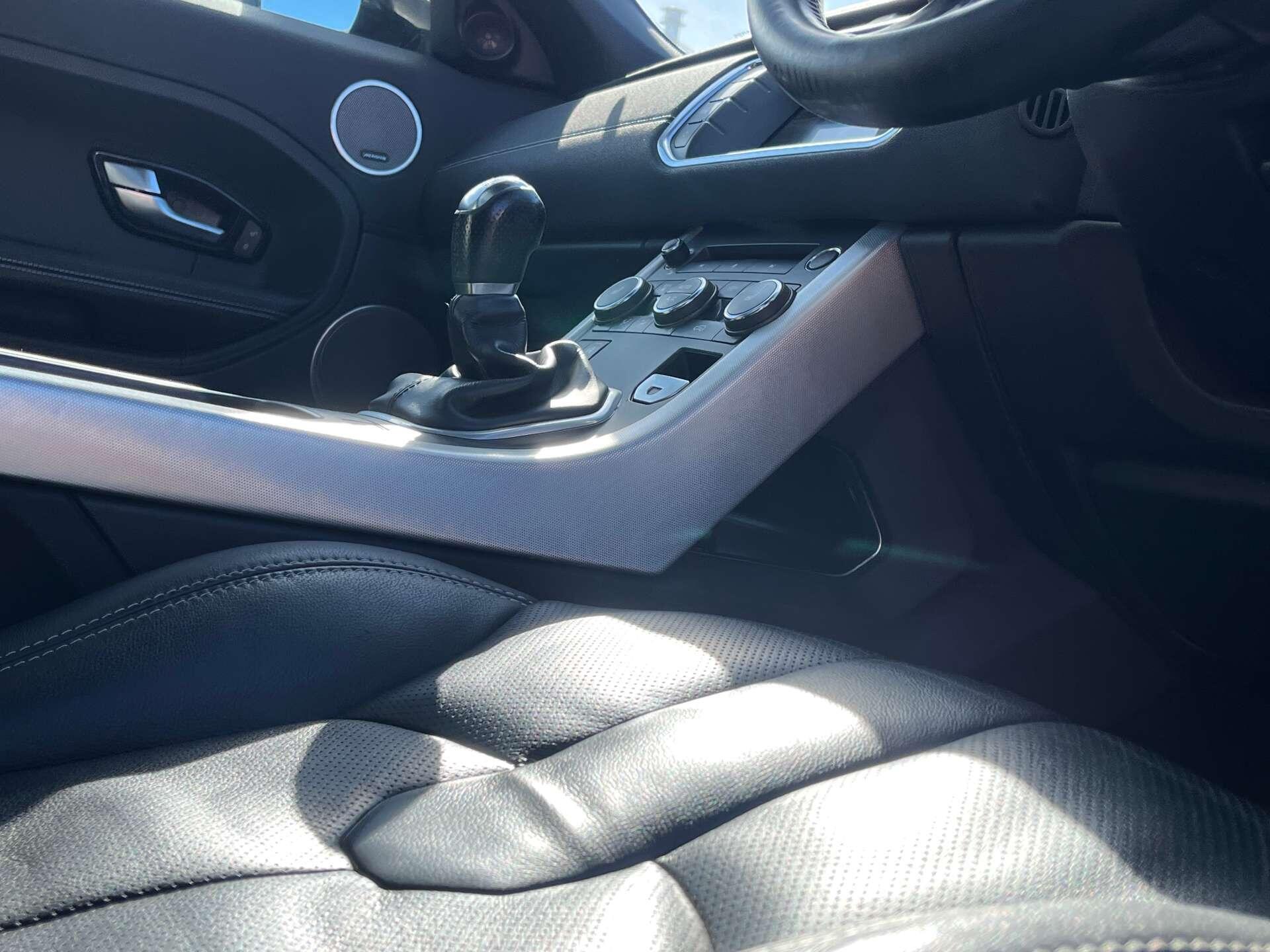 Land Rover Range Rover Evoque view 29