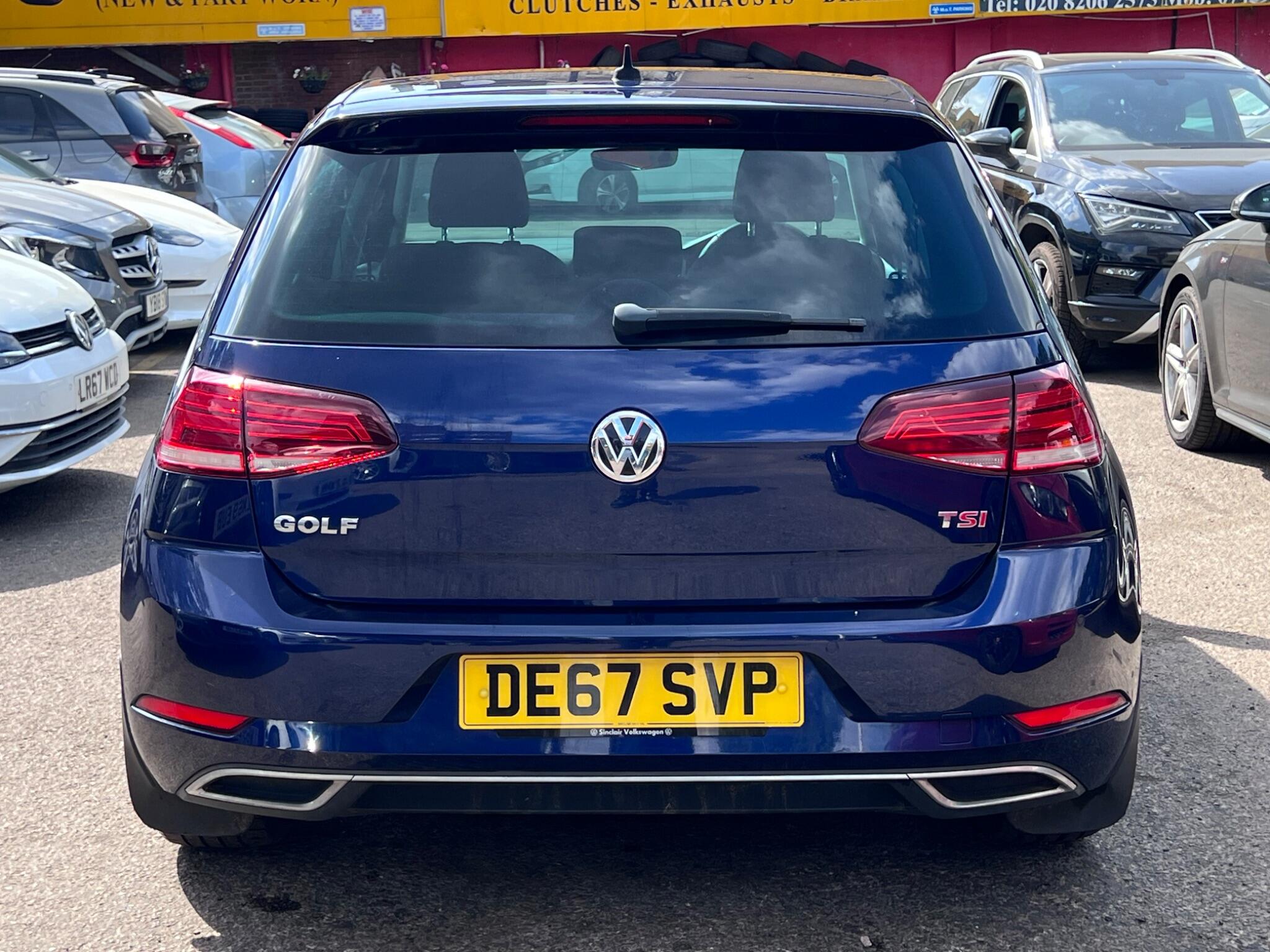 Volkswagen Golf view 12
