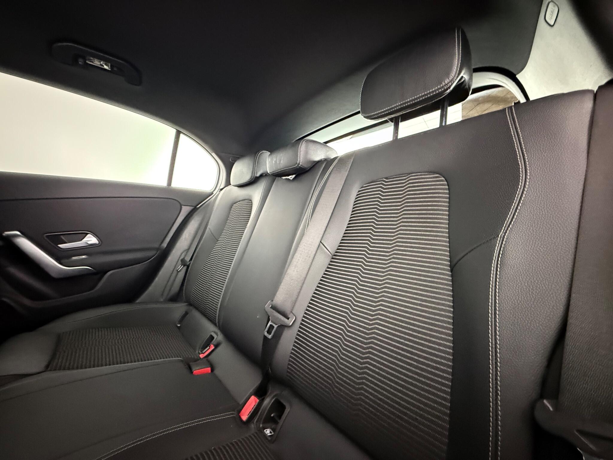 Mercedes-Benz A-Class view 32