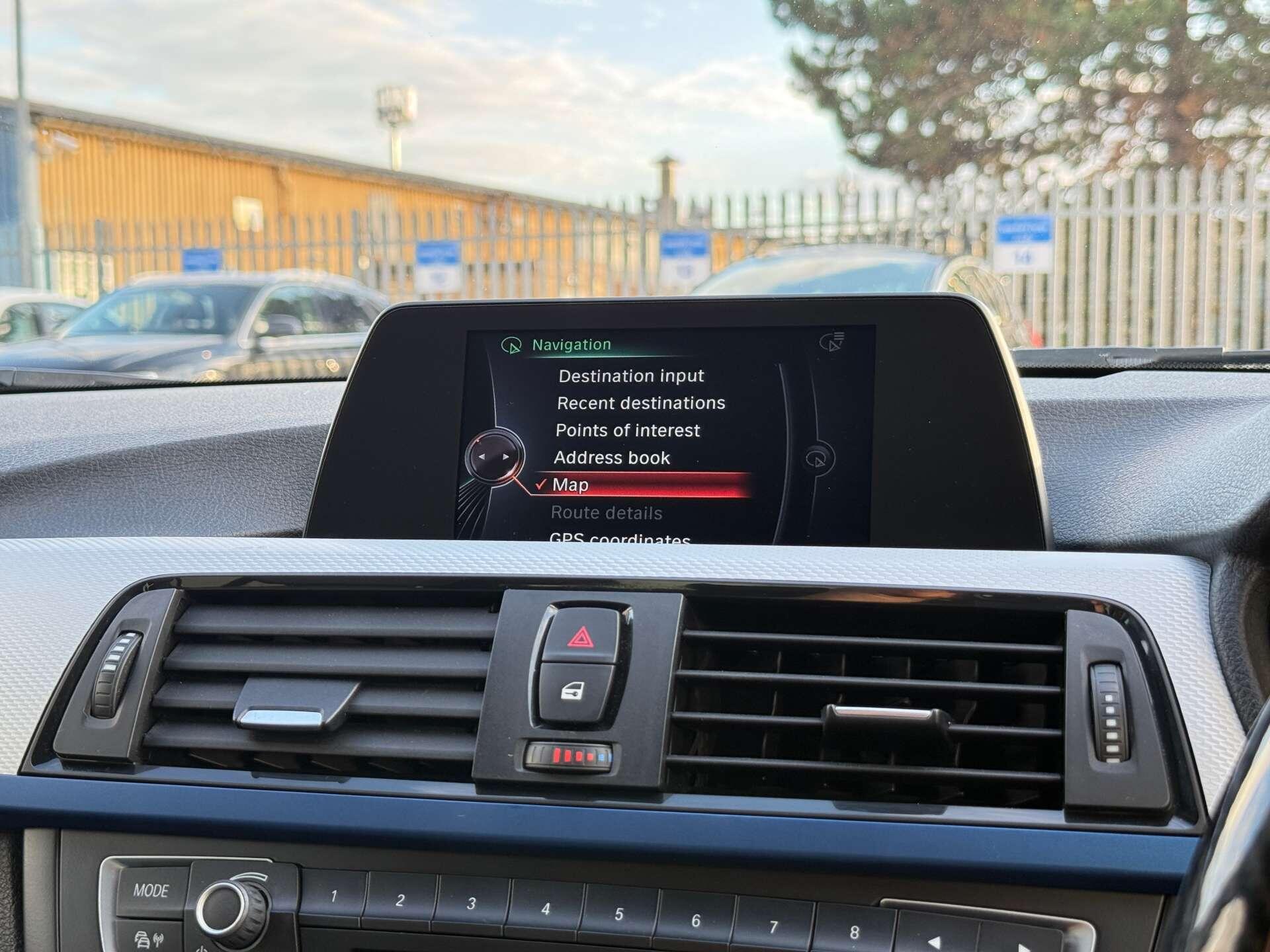BMW 3 Series view 70
