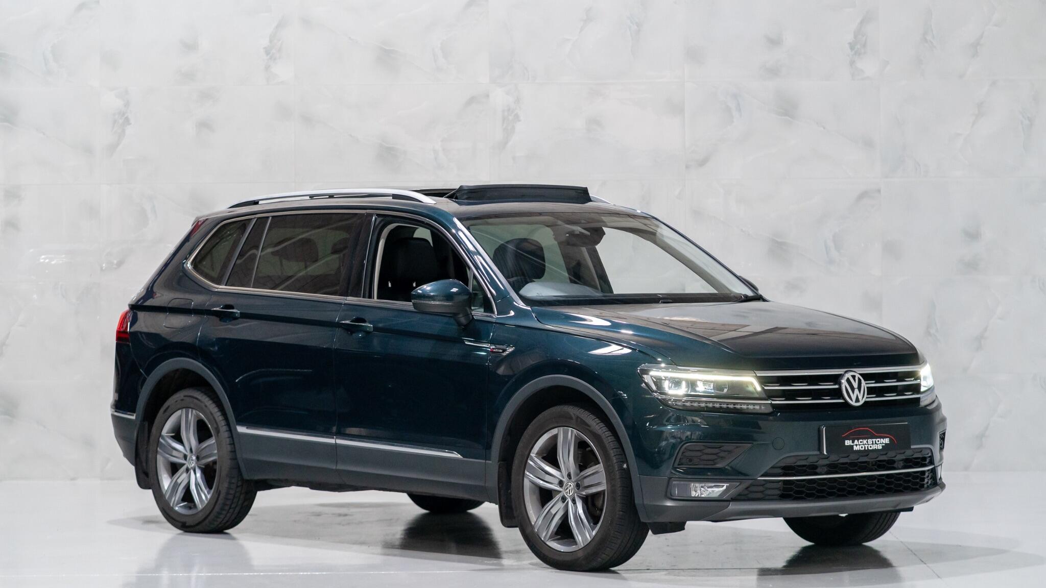 2019 Volkswagen Tiguan Allspace in Green for sale
