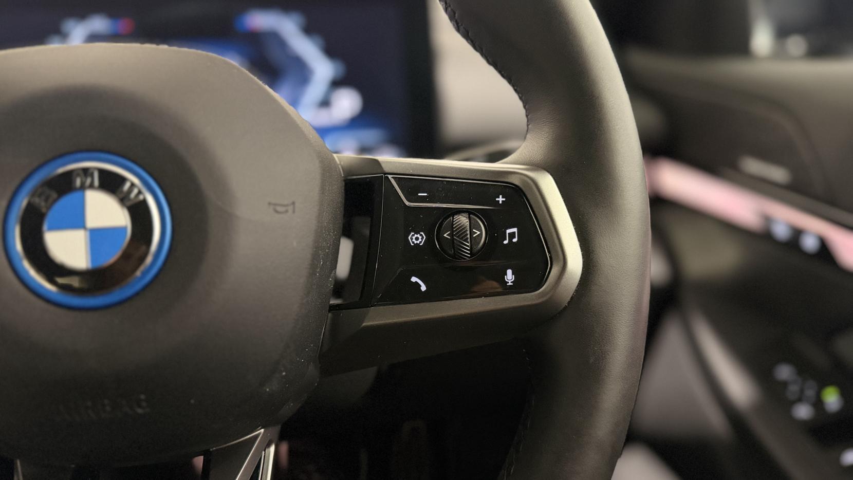 BMW I5 view 15