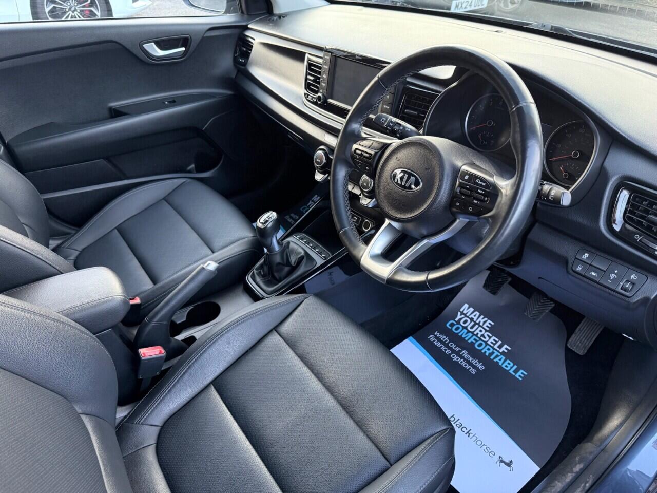 Kia Rio view 13