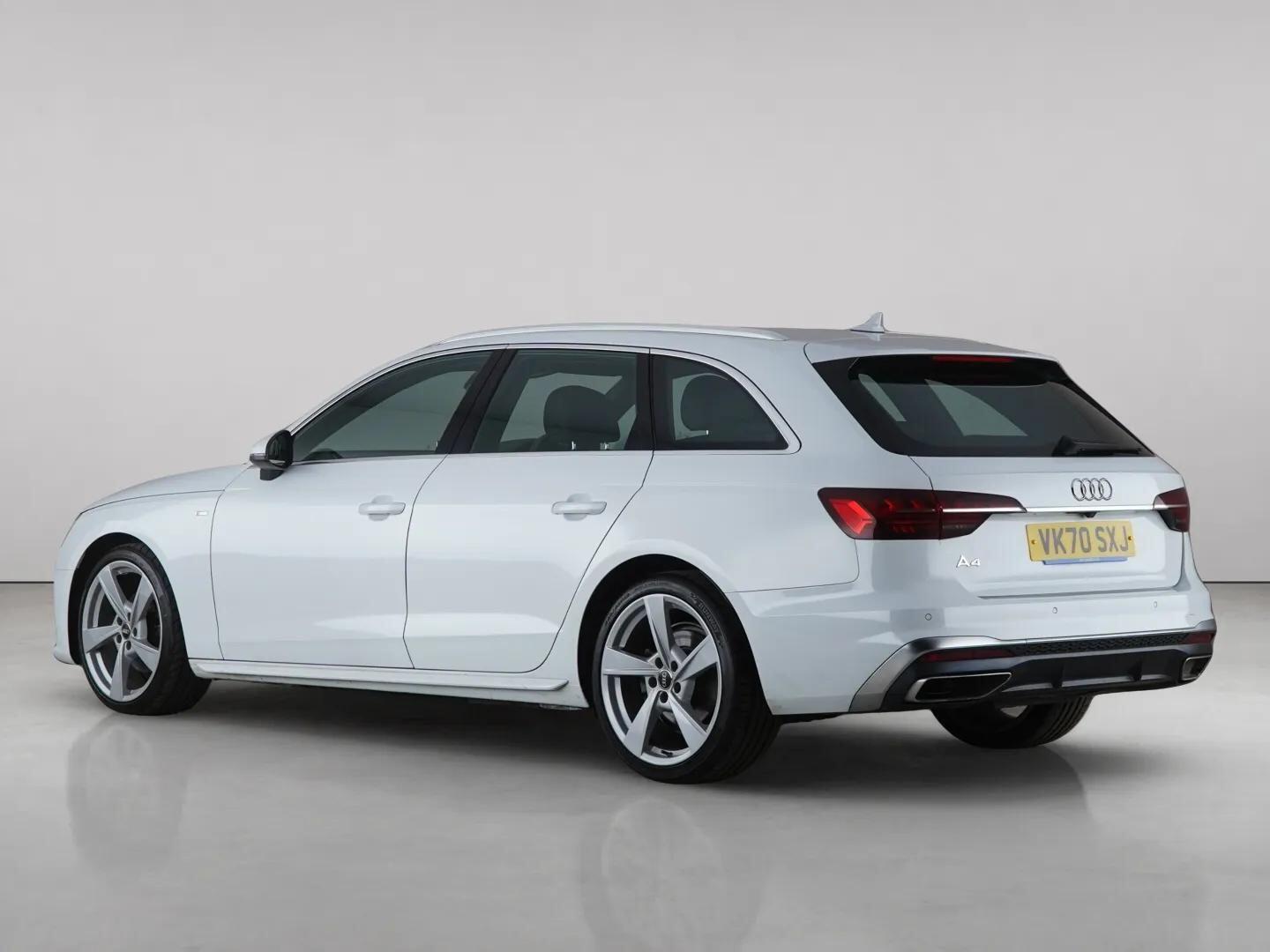 Audi A4 view 6